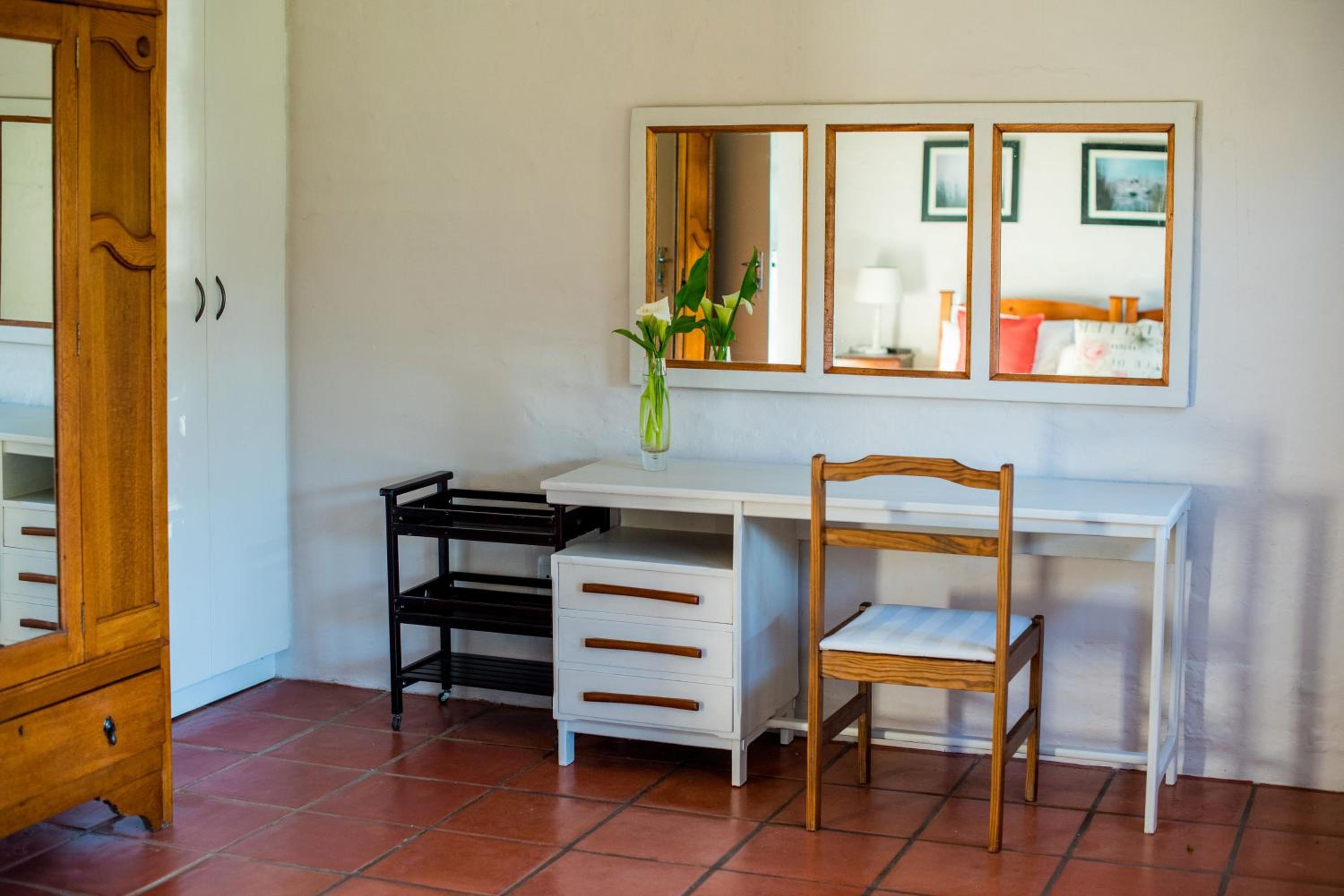 Two-Bedroom Cottage photo 1