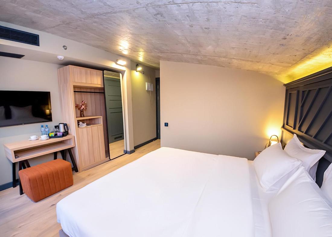 Economy Room with Balcony