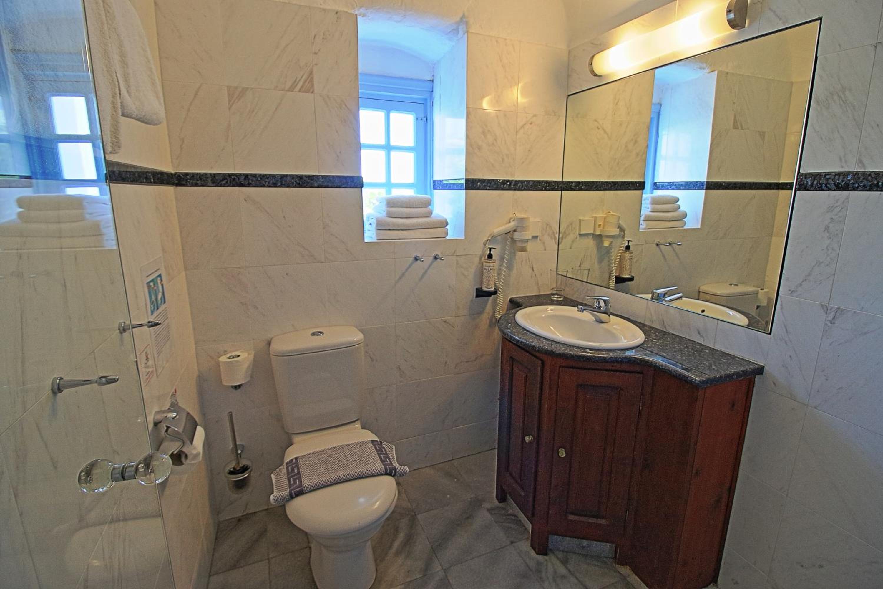 Superior Triple Room - Photo 11
