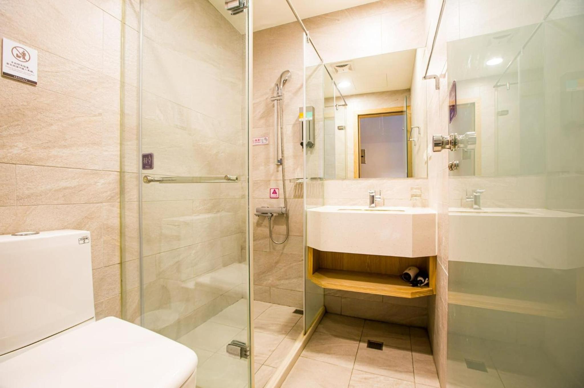 Standard Double Room - Photo 5