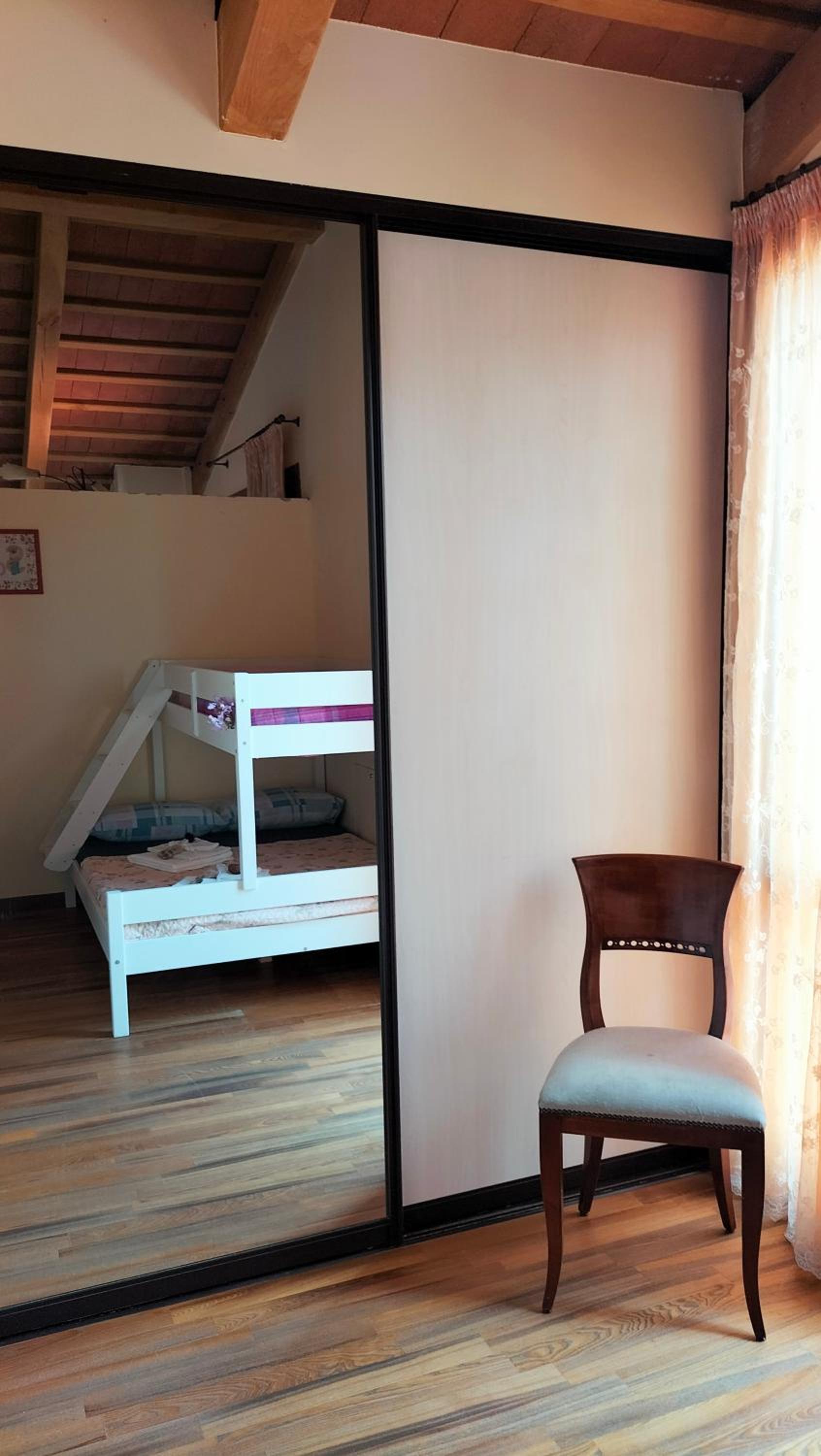 Quadruple Room with Private Bathroom photo 1