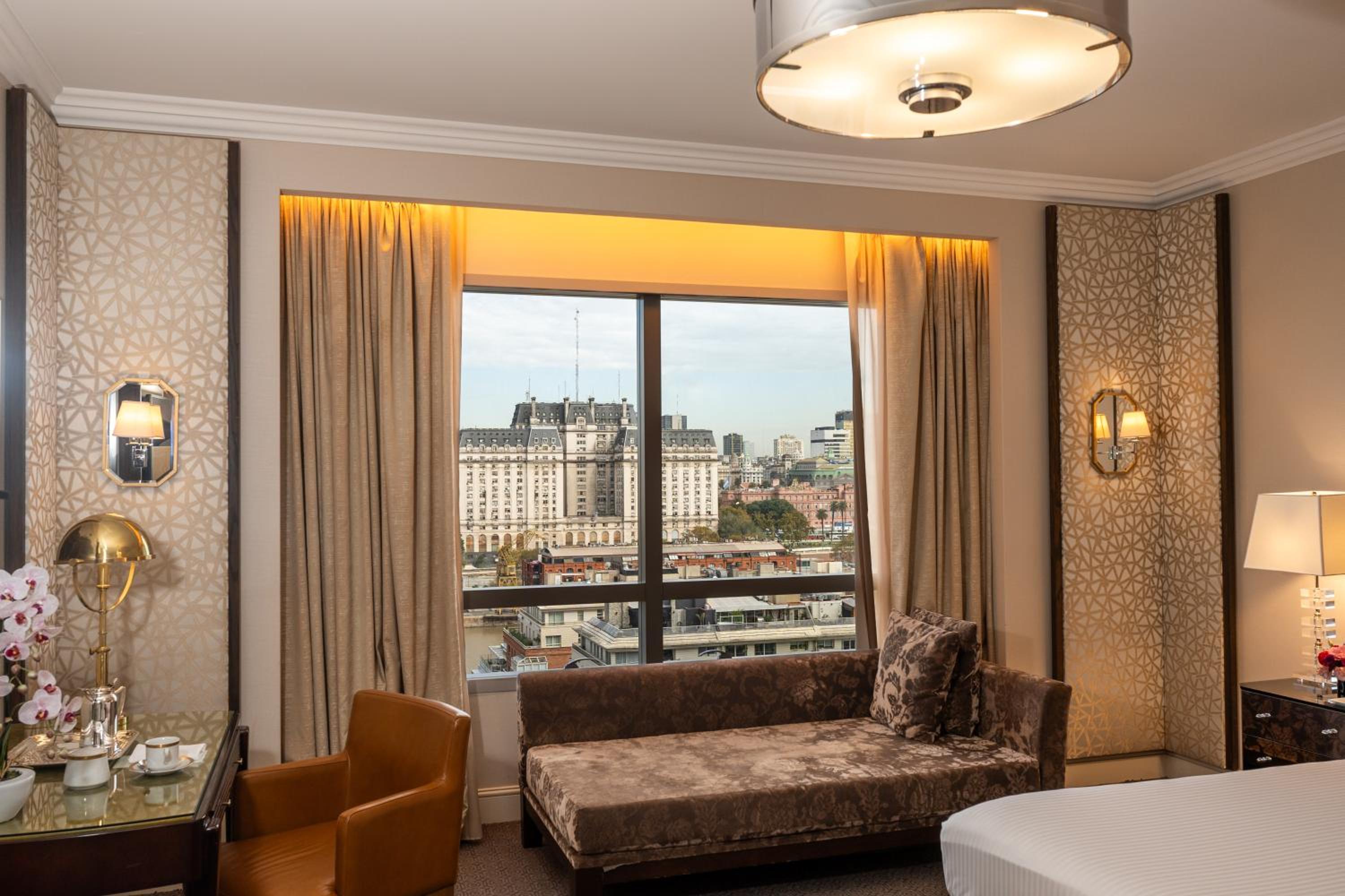 Junior Suite thumbnail 6