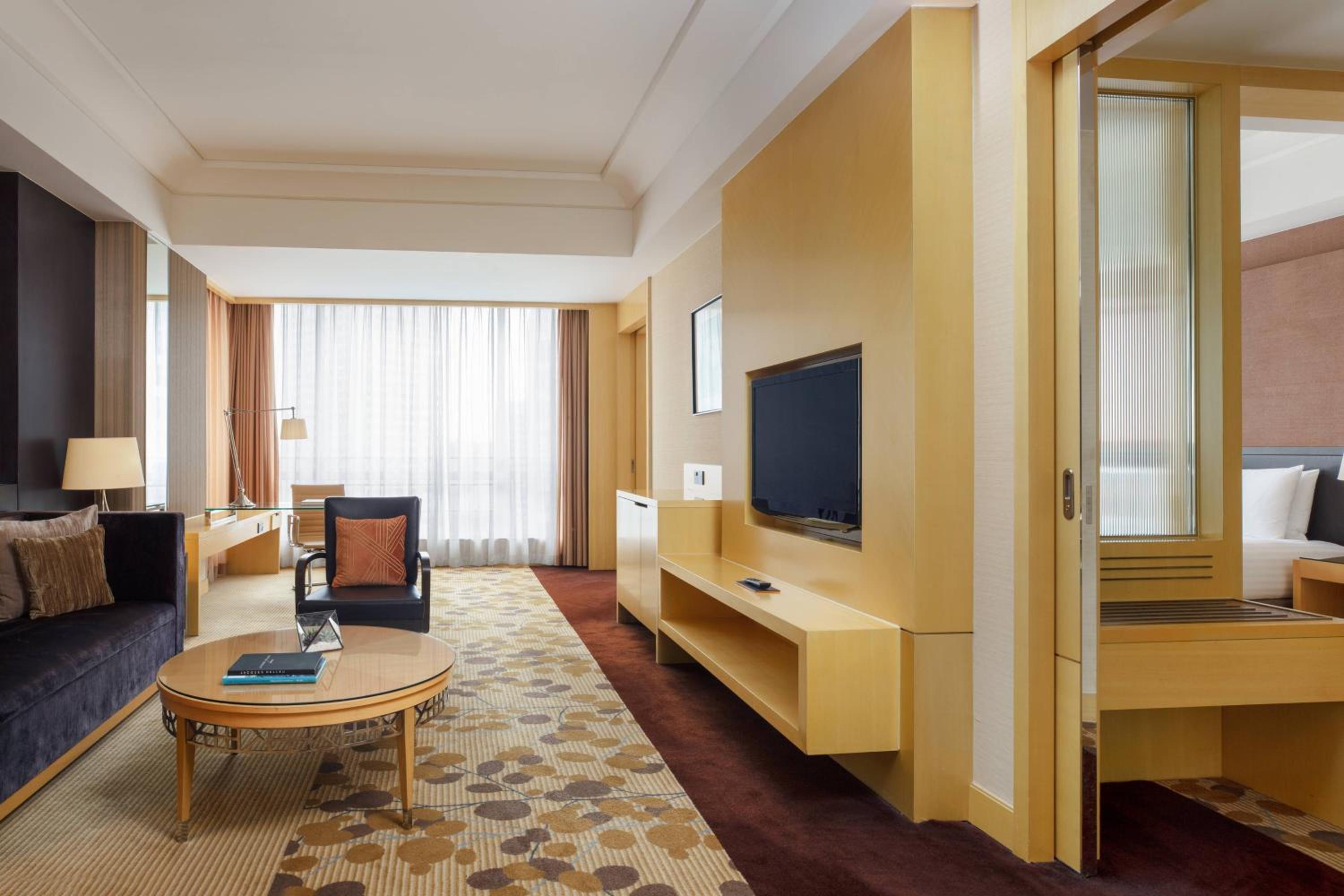 Executive Suite with Lounge Access photo 1