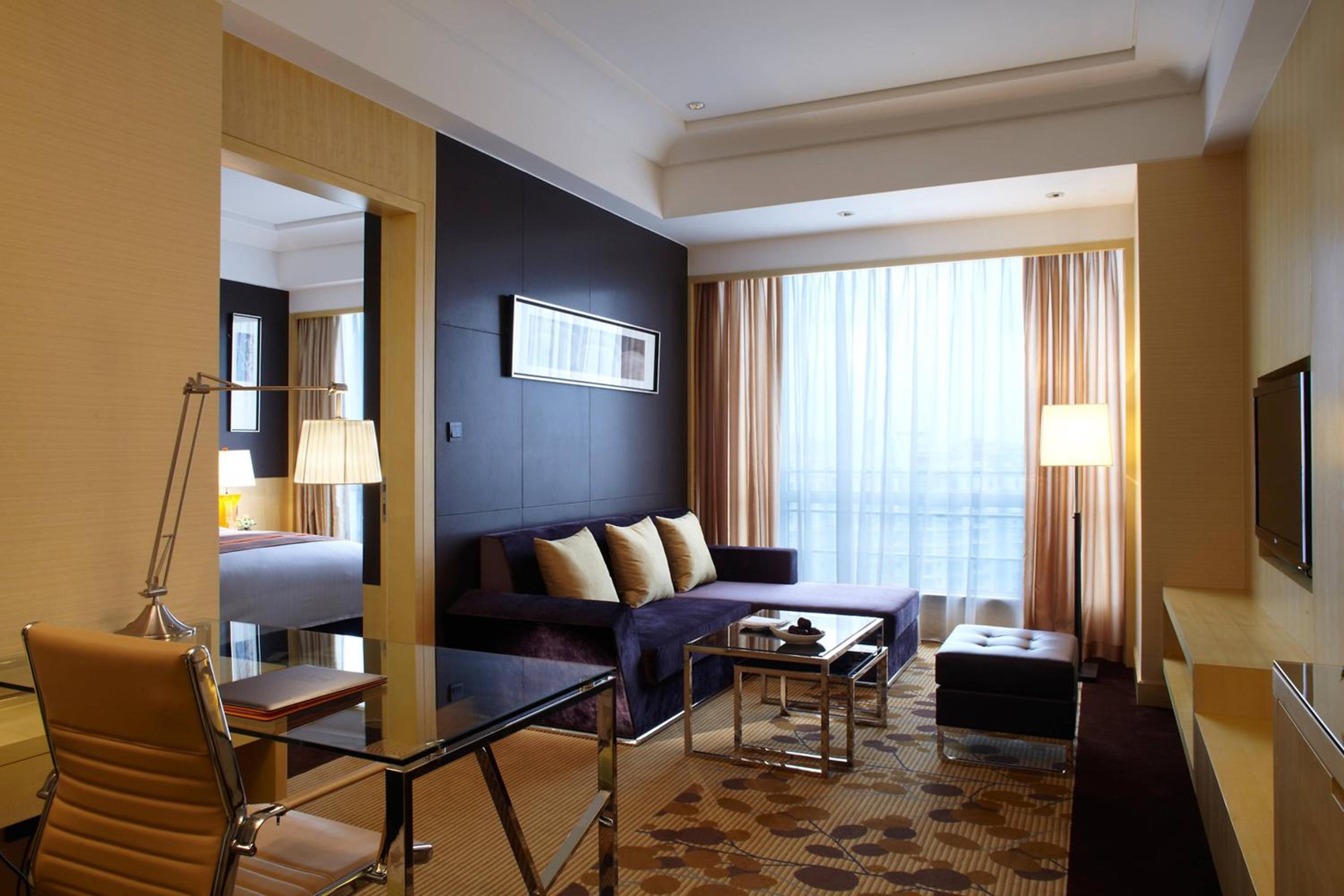 Executive Suite with Lounge Access photo 2