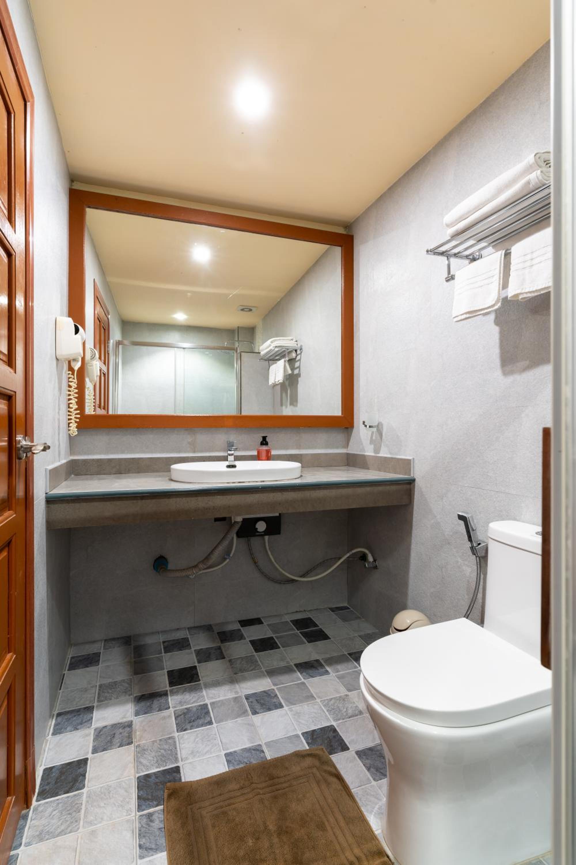 Comfort Double Room - Photo 7