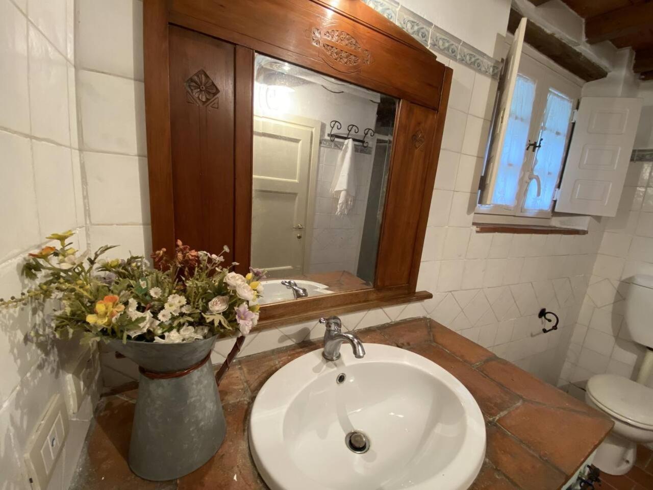 Three-Bedroom House photo 3