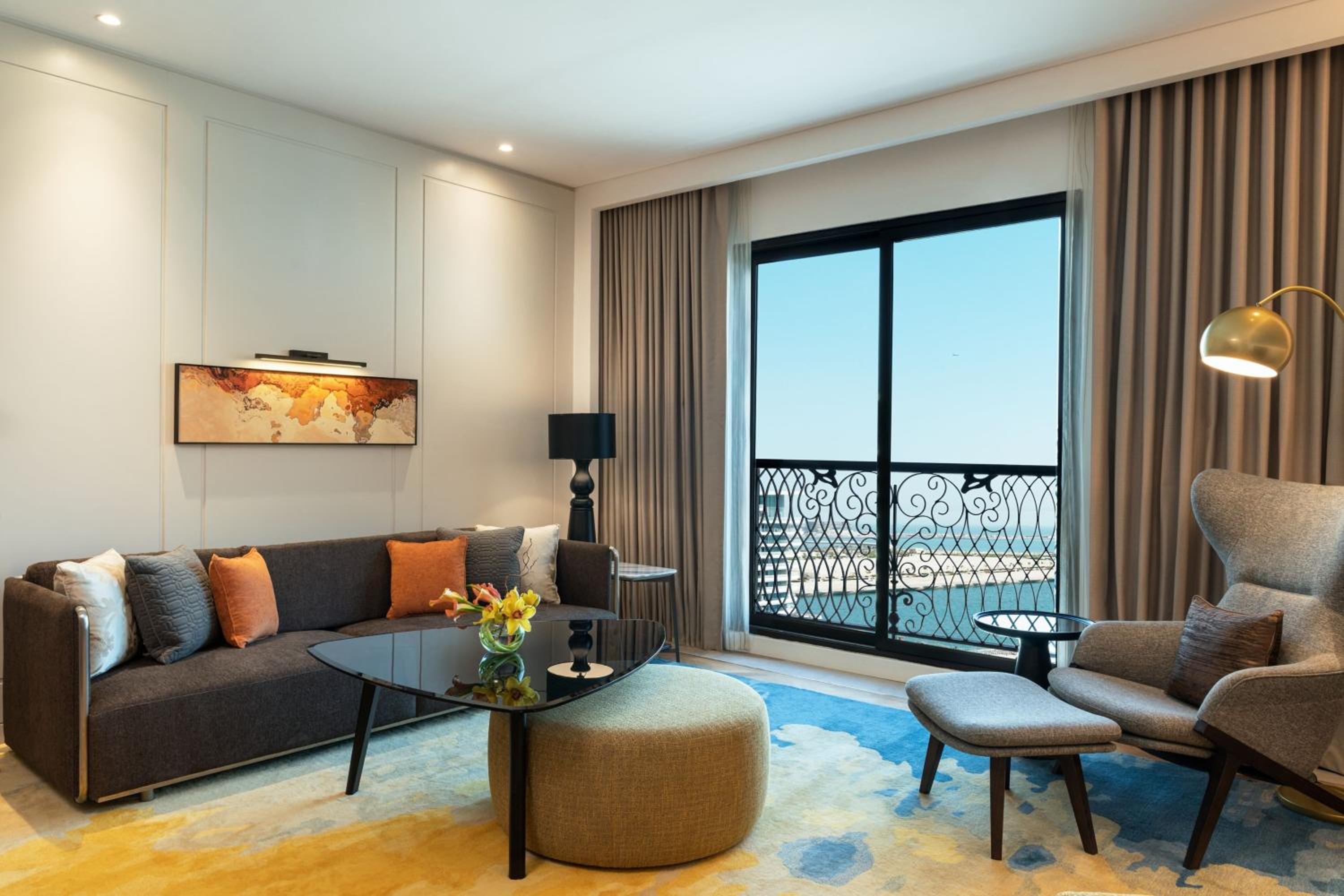 Deluxe Two-Bedroom Apartment