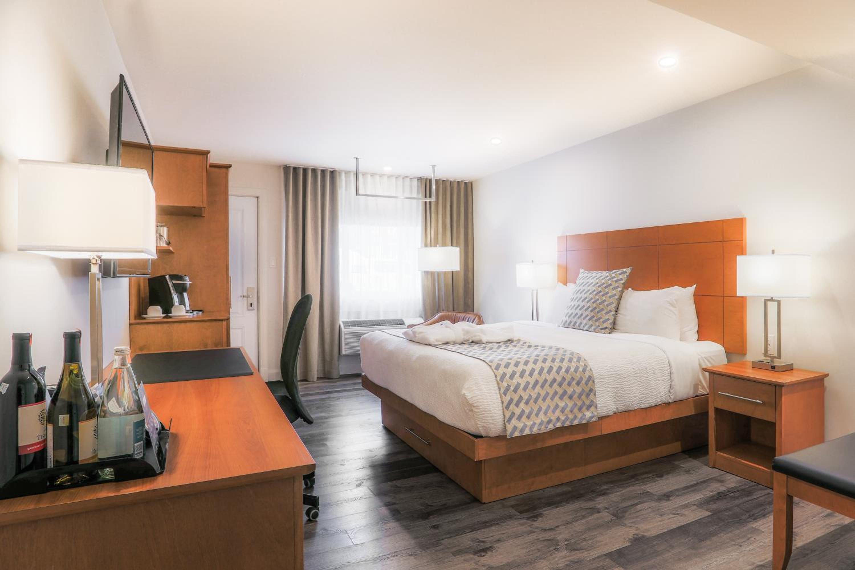 Comfort King Size Room photo 1