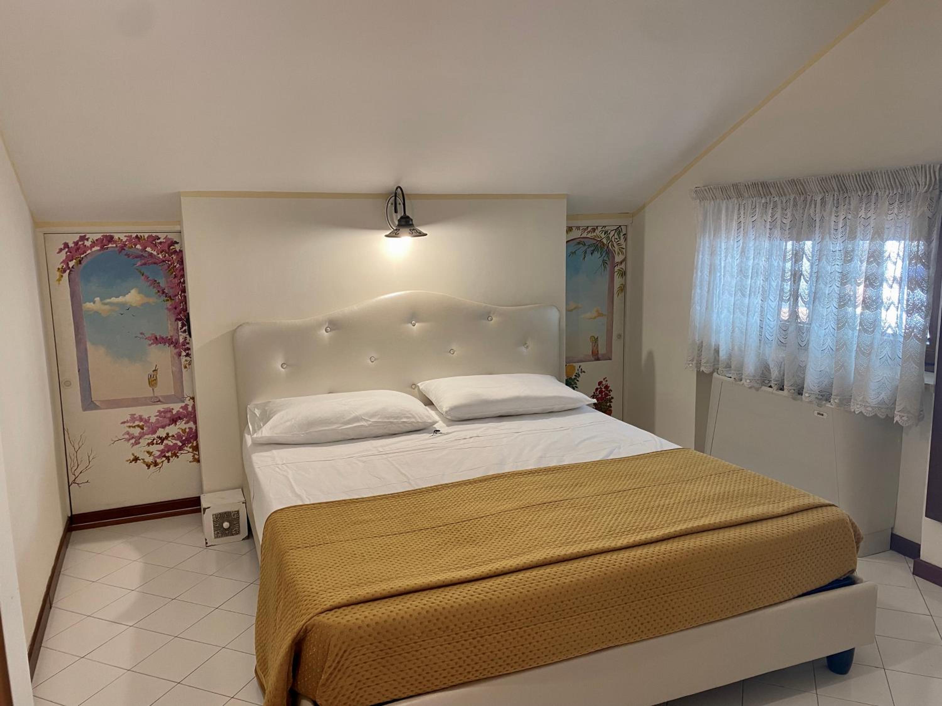 Standard King Room