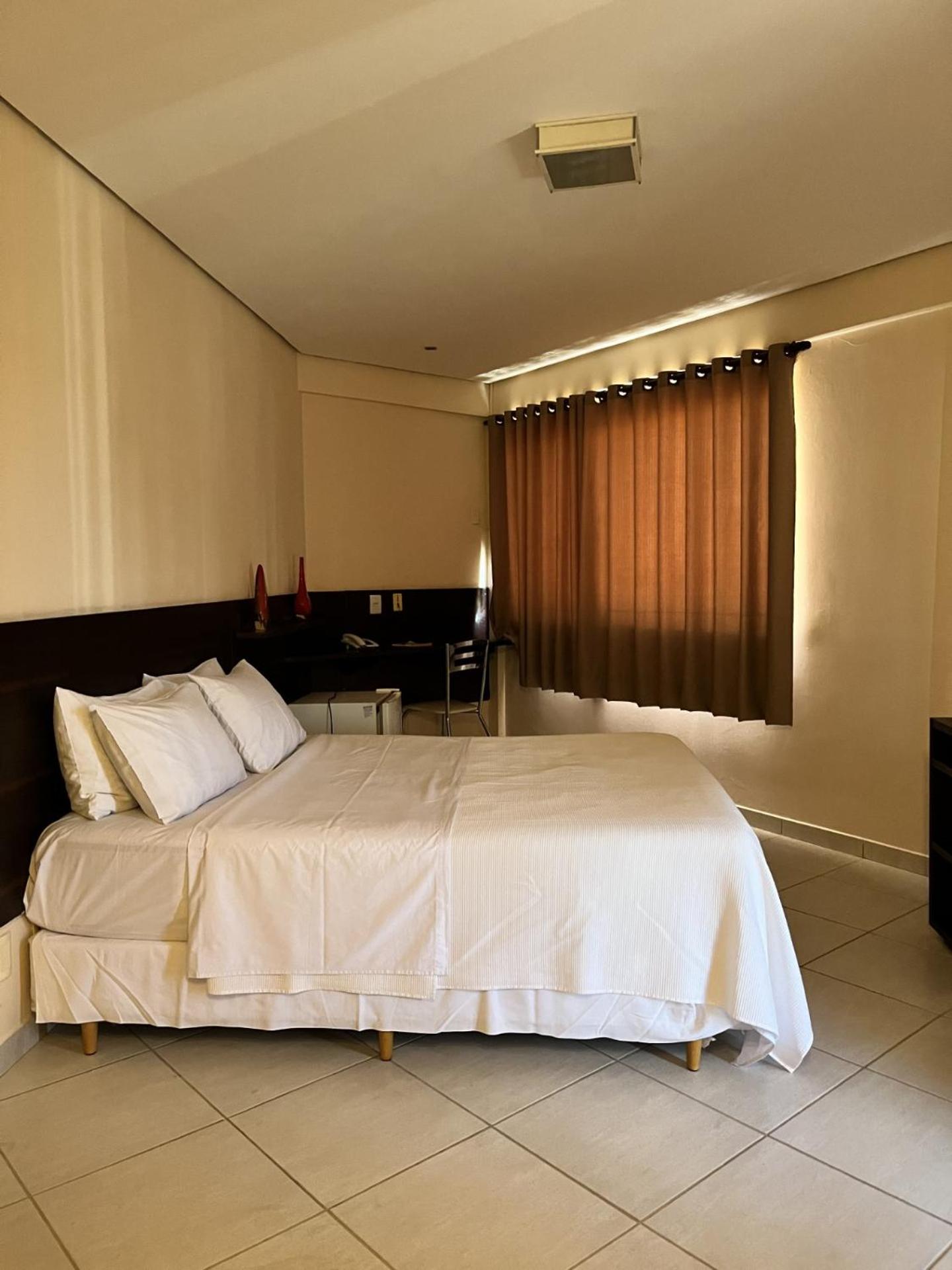 Deluxe Double Room with Bath - Photo 2