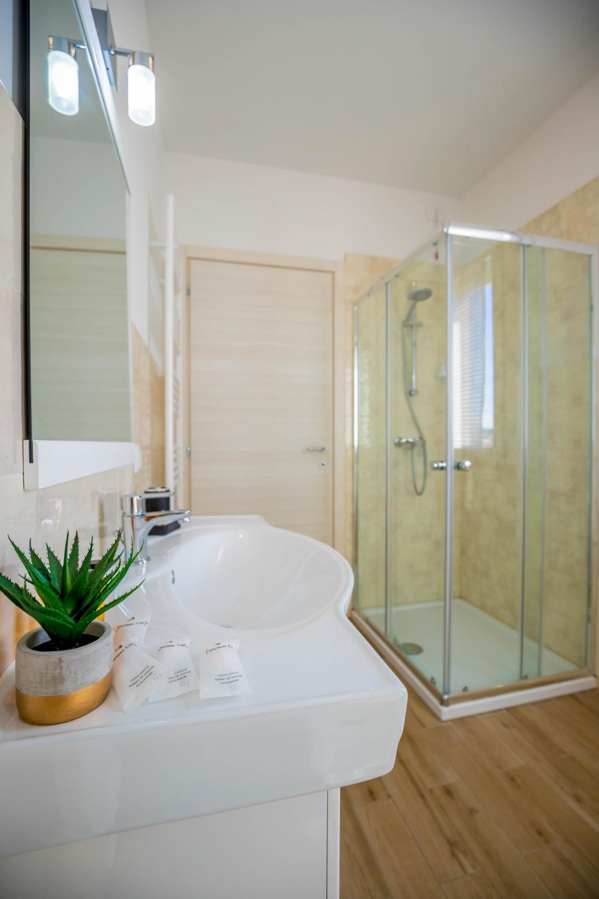 Two-Bedroom Apartment - Photo 11