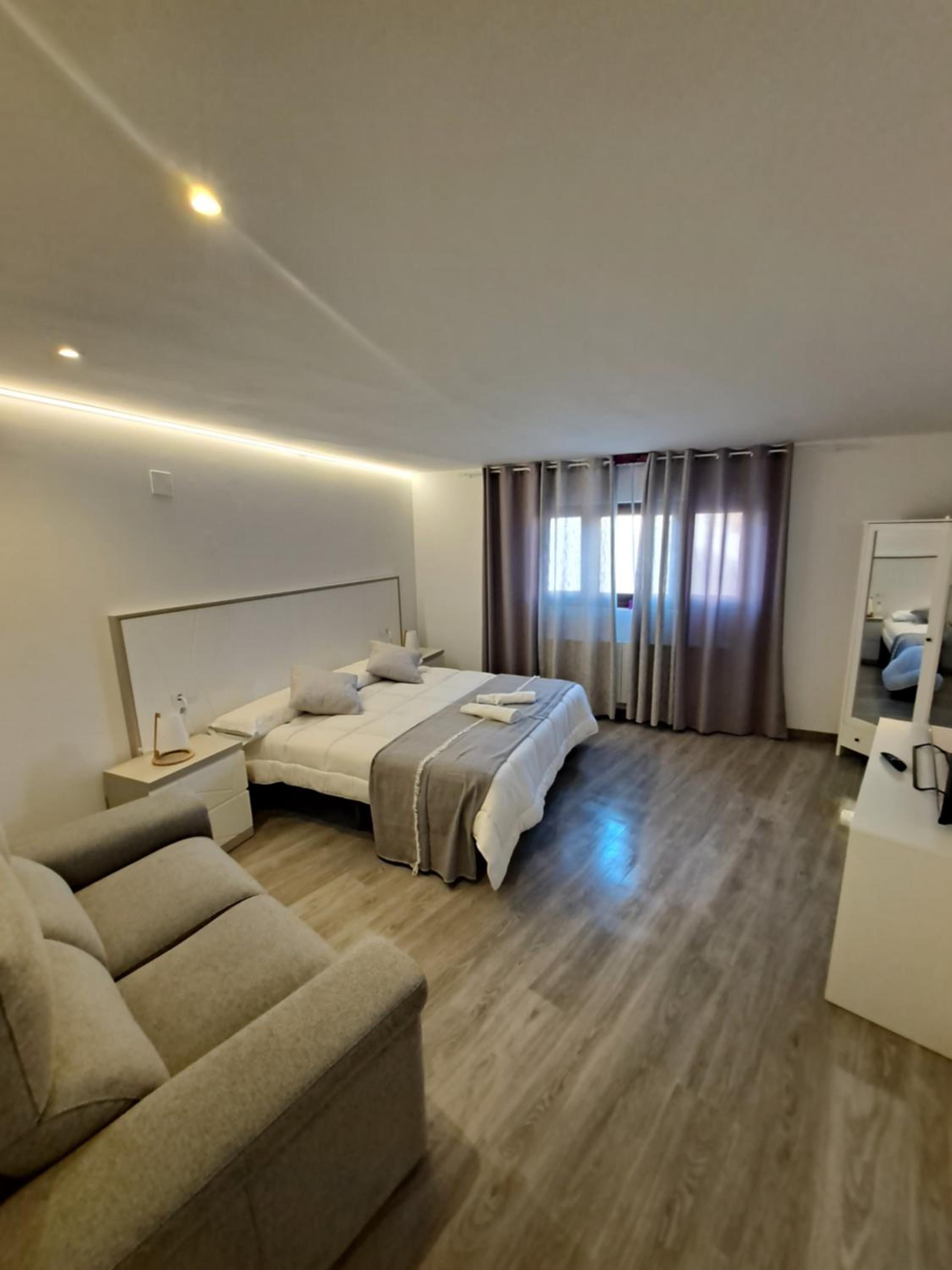 Family Room photo 3
