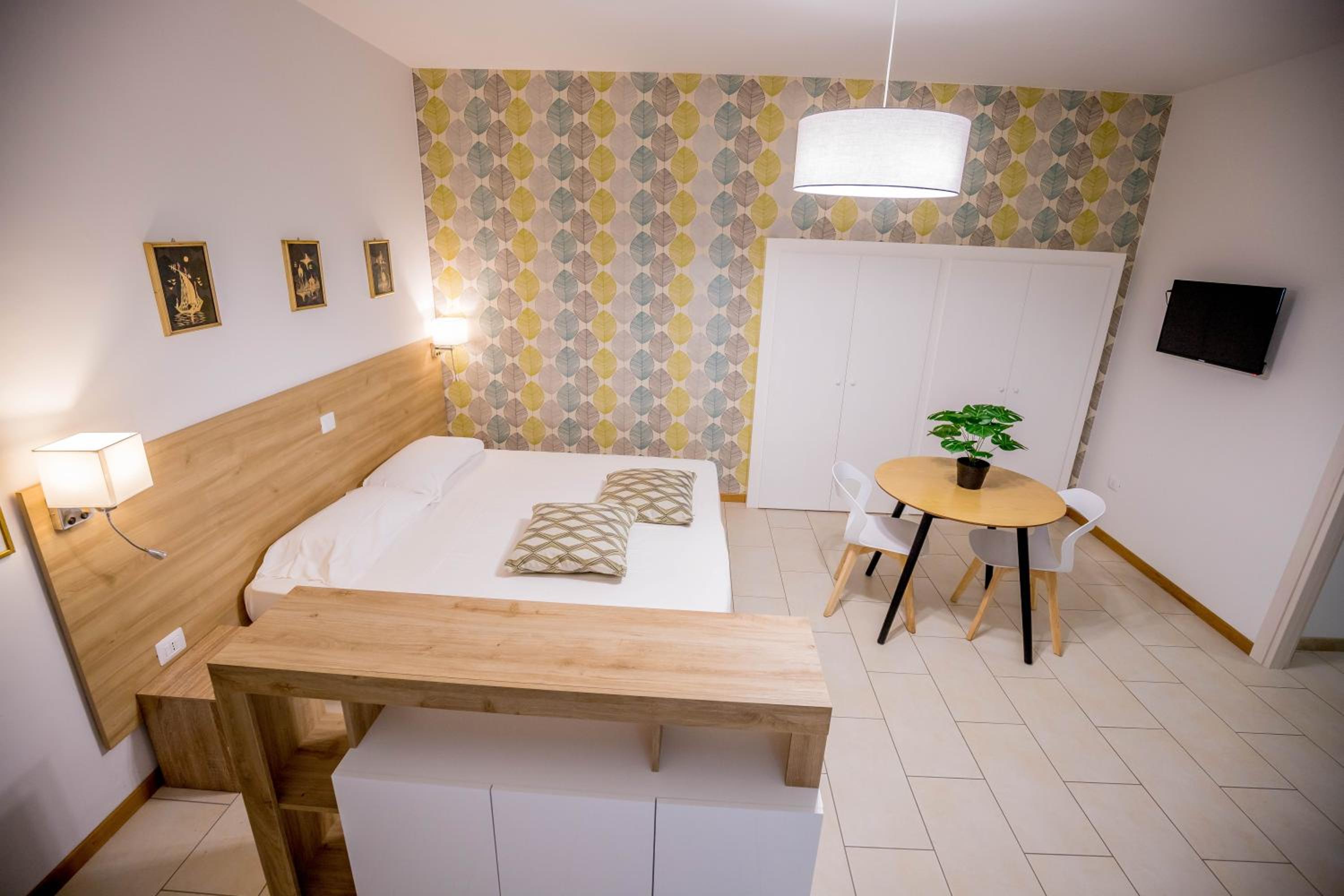 Studio Apartment photo 3