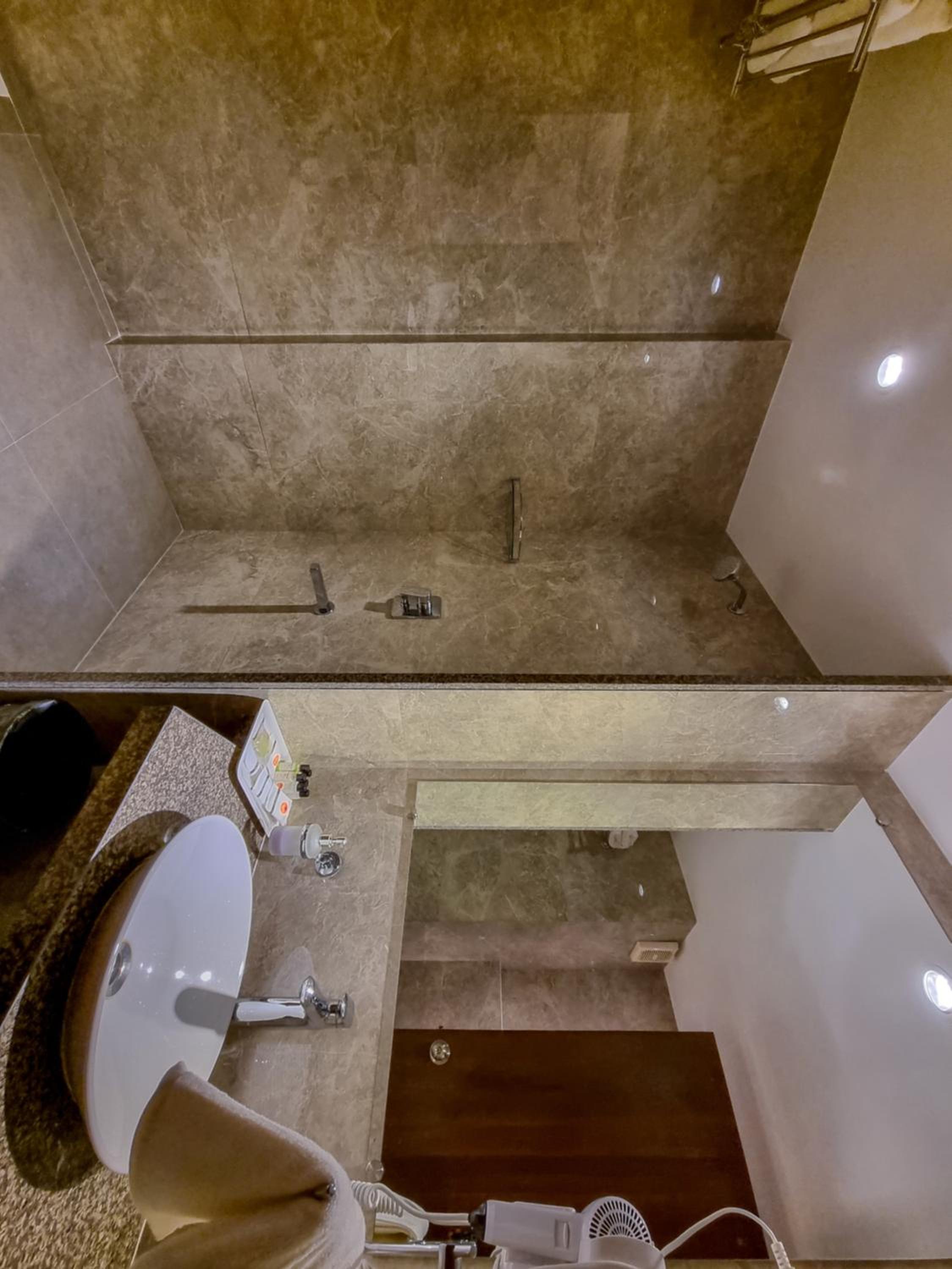Apartment - Photo 10
