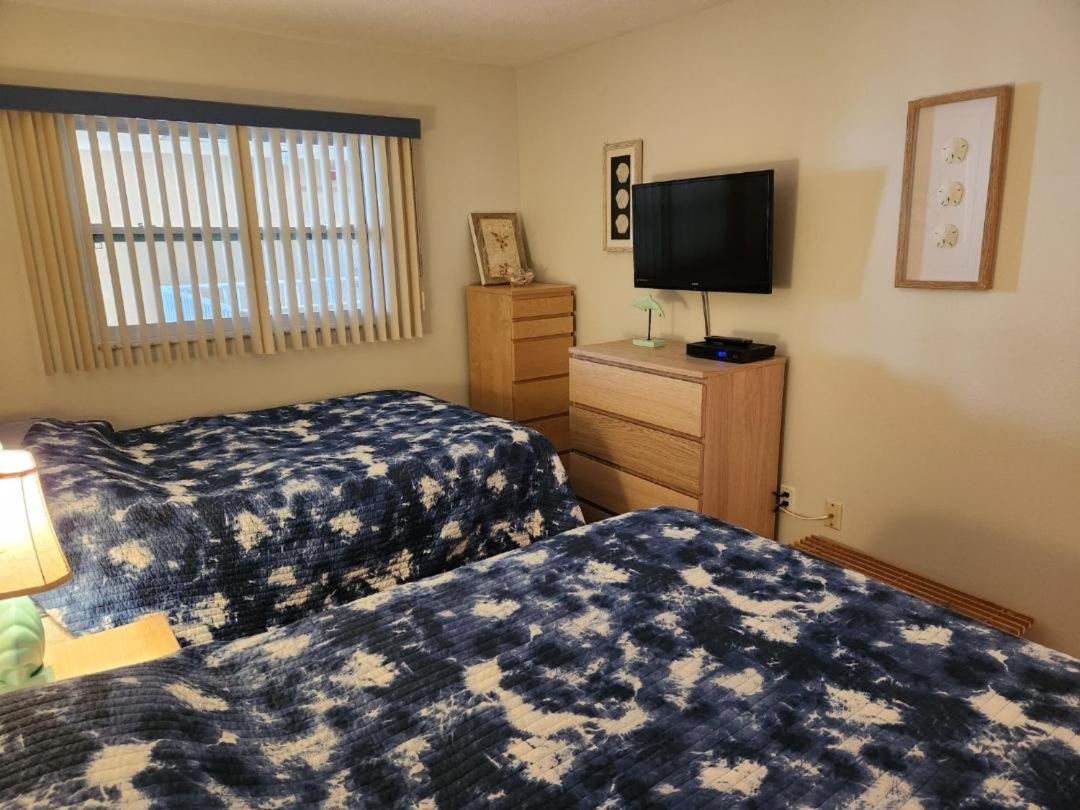 Two-Bedroom Apartment - Photo 1