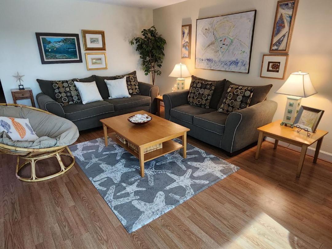 Two-Bedroom Apartment - Photo 6