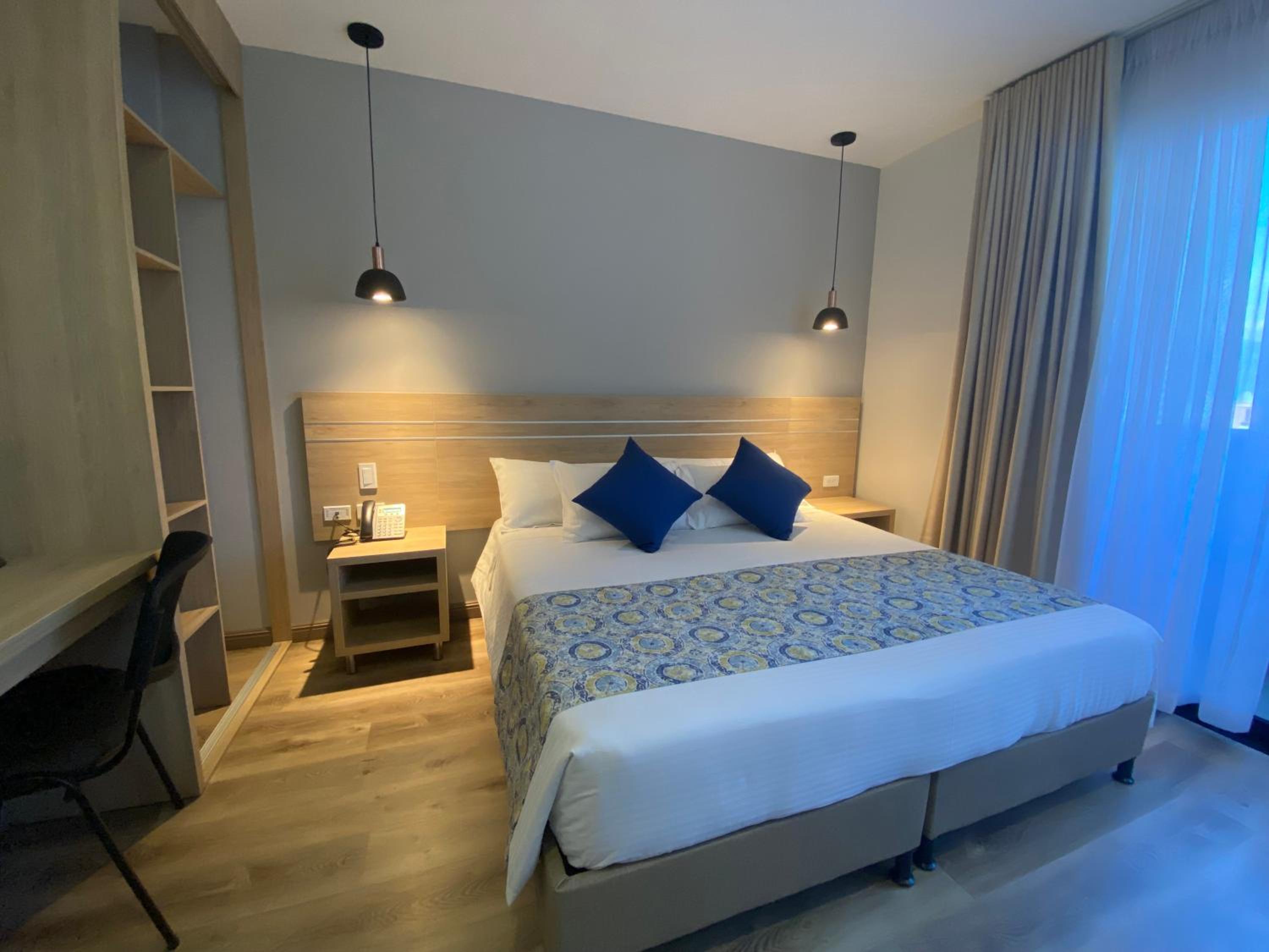 Double Room with Balcony photo 2