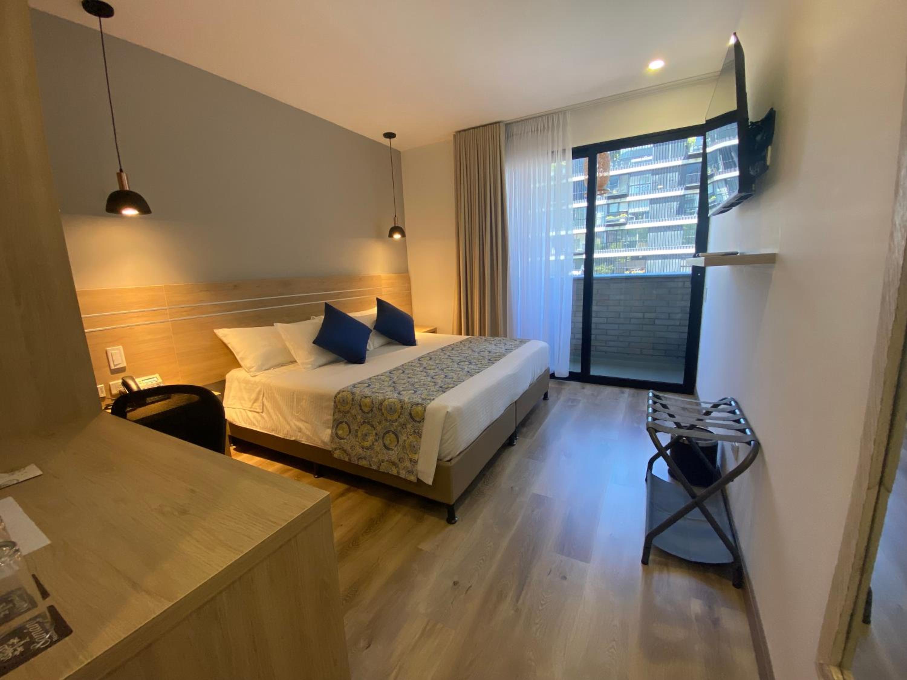 Double Room with Balcony photo 1