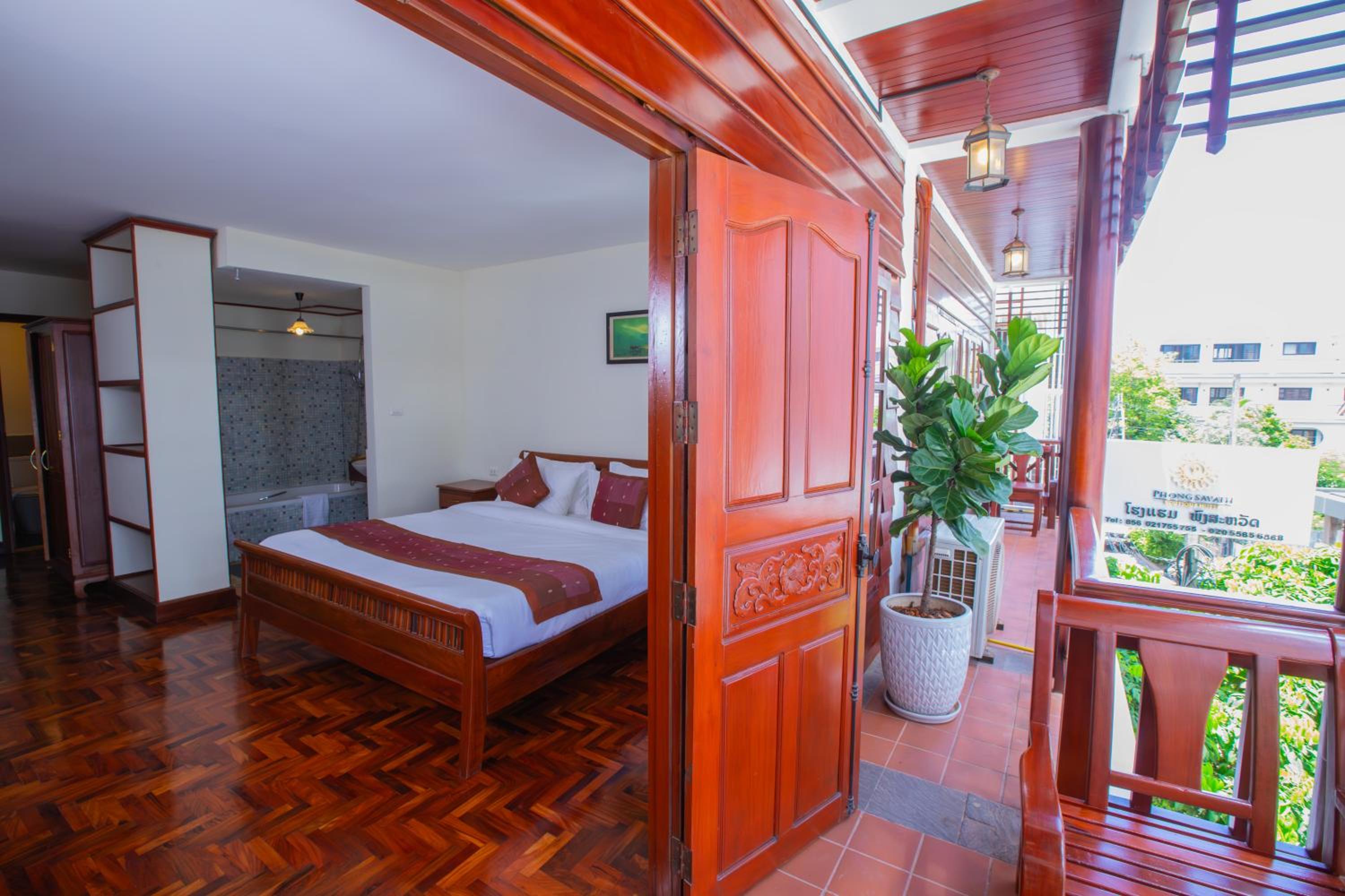 Deluxe Double Room - Photo 5