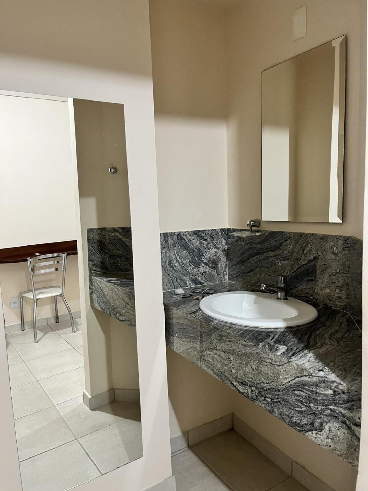 Deluxe Double or Twin Room - Photo 7