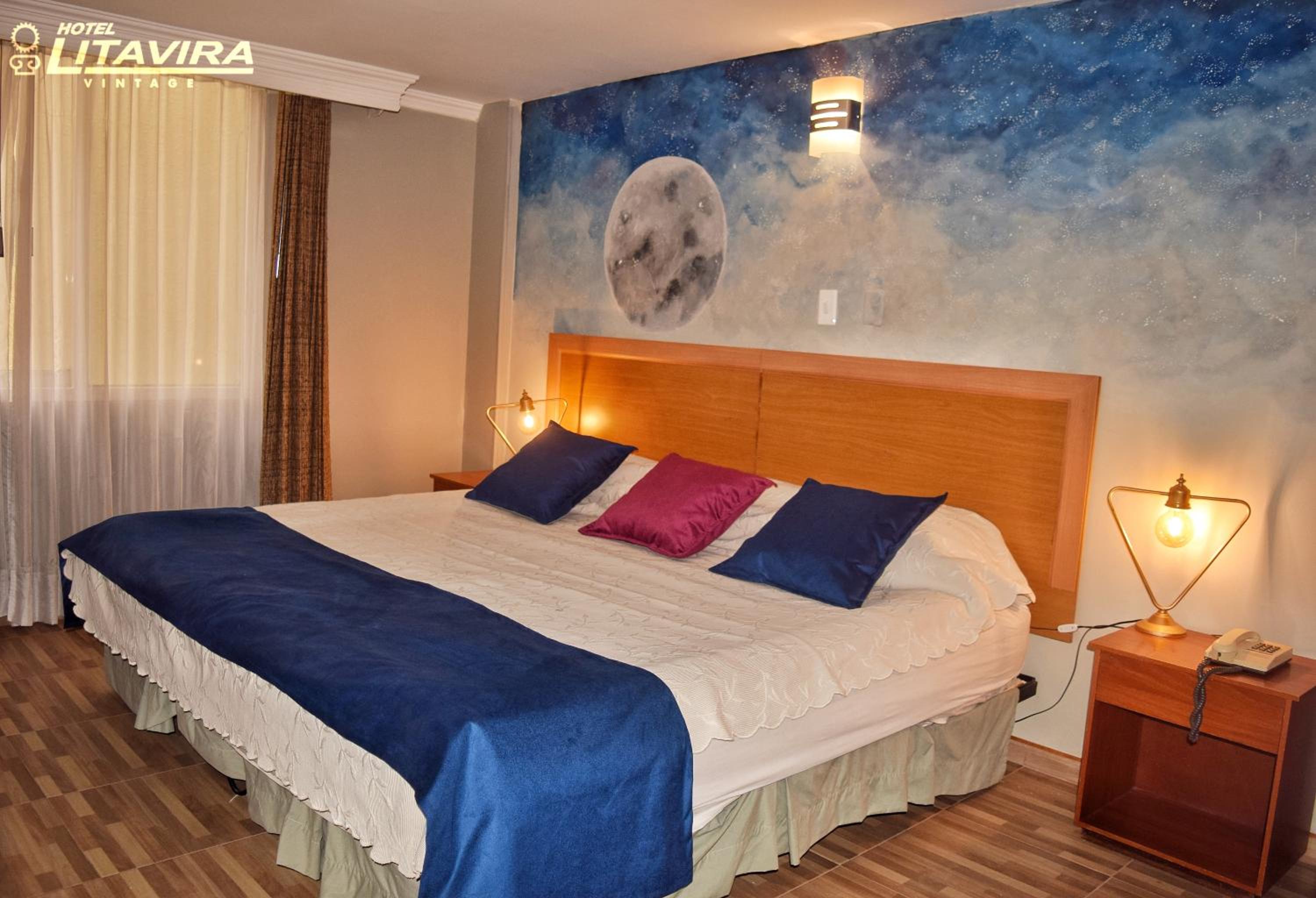 Standard King Room photo 1