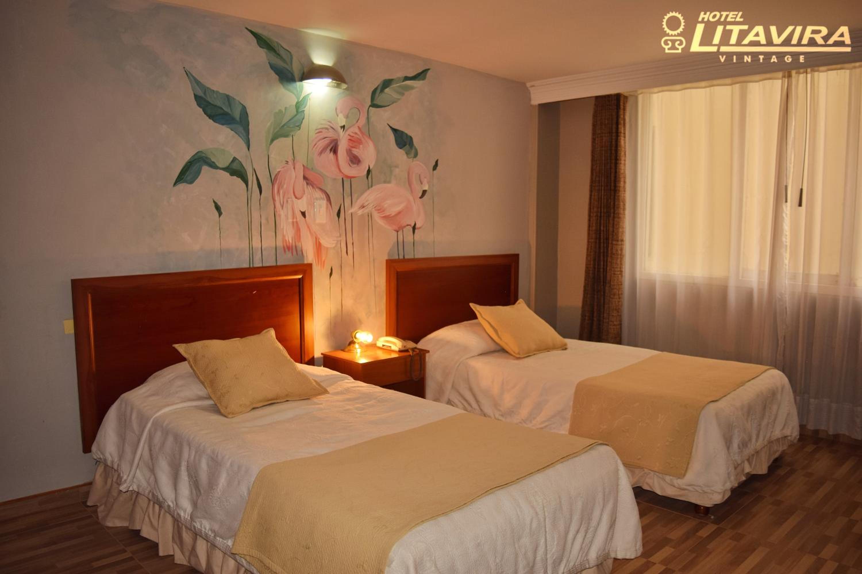 Twin Room with Private Bathroom photo 1