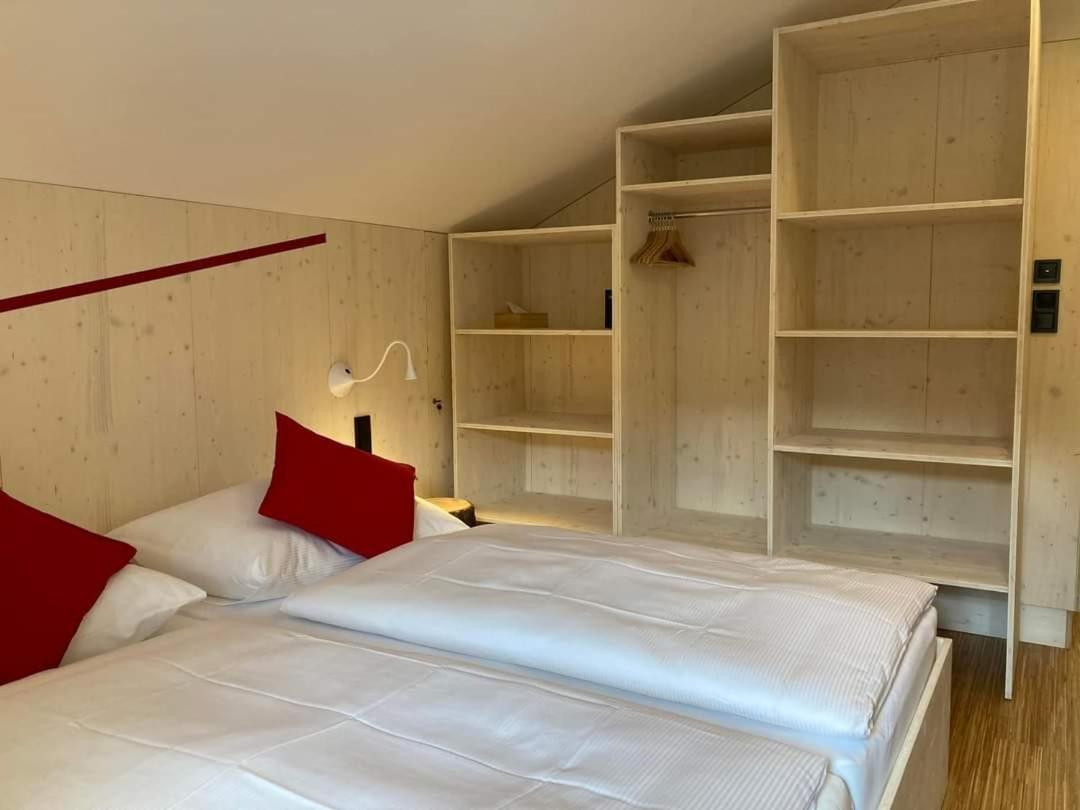 Twin Room with Private Bathroom photo 1