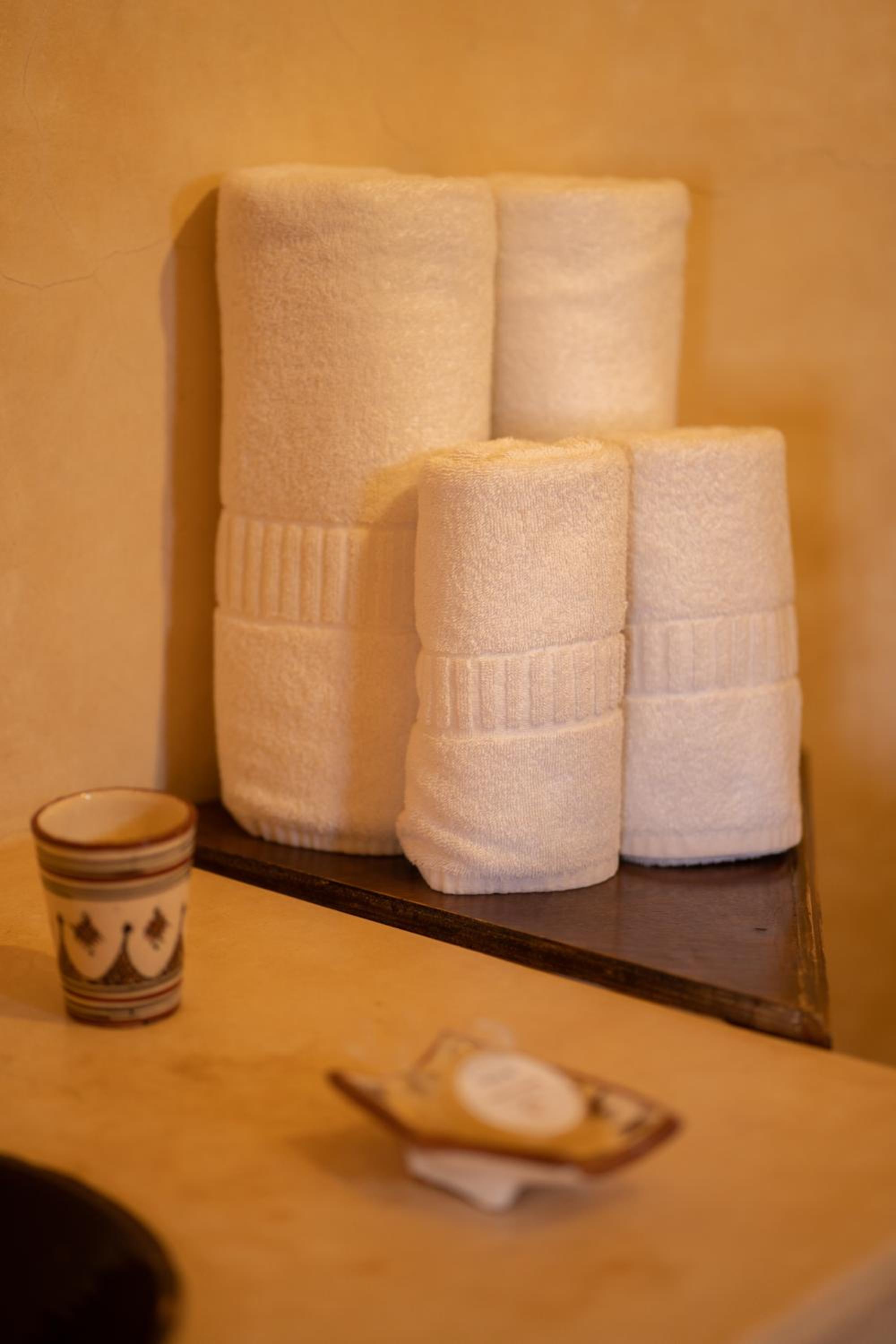 Suite - Photo 3
