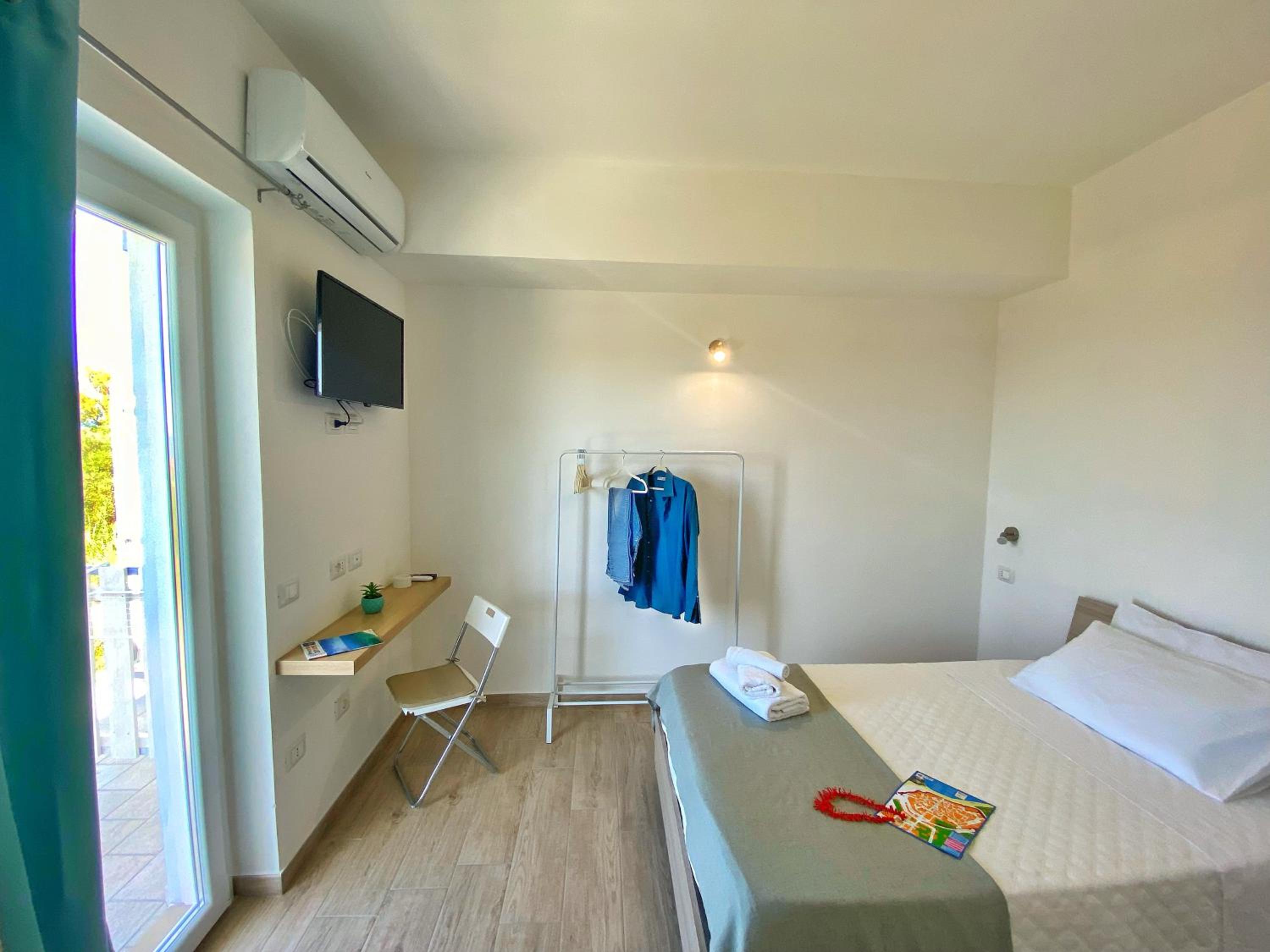 Queen Room with Garden View photo 3