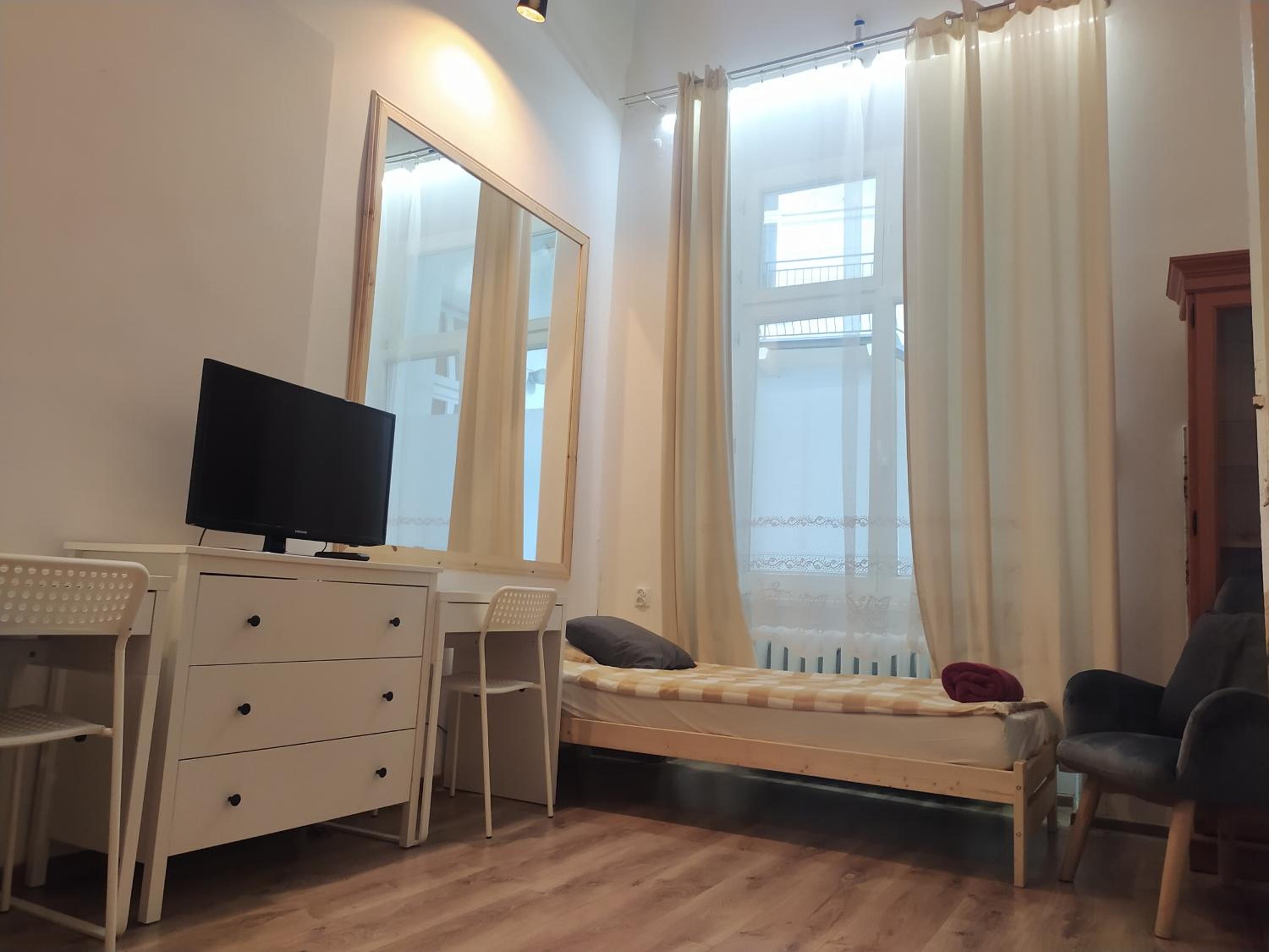 Studio (2-3 Adults) - Photo 2