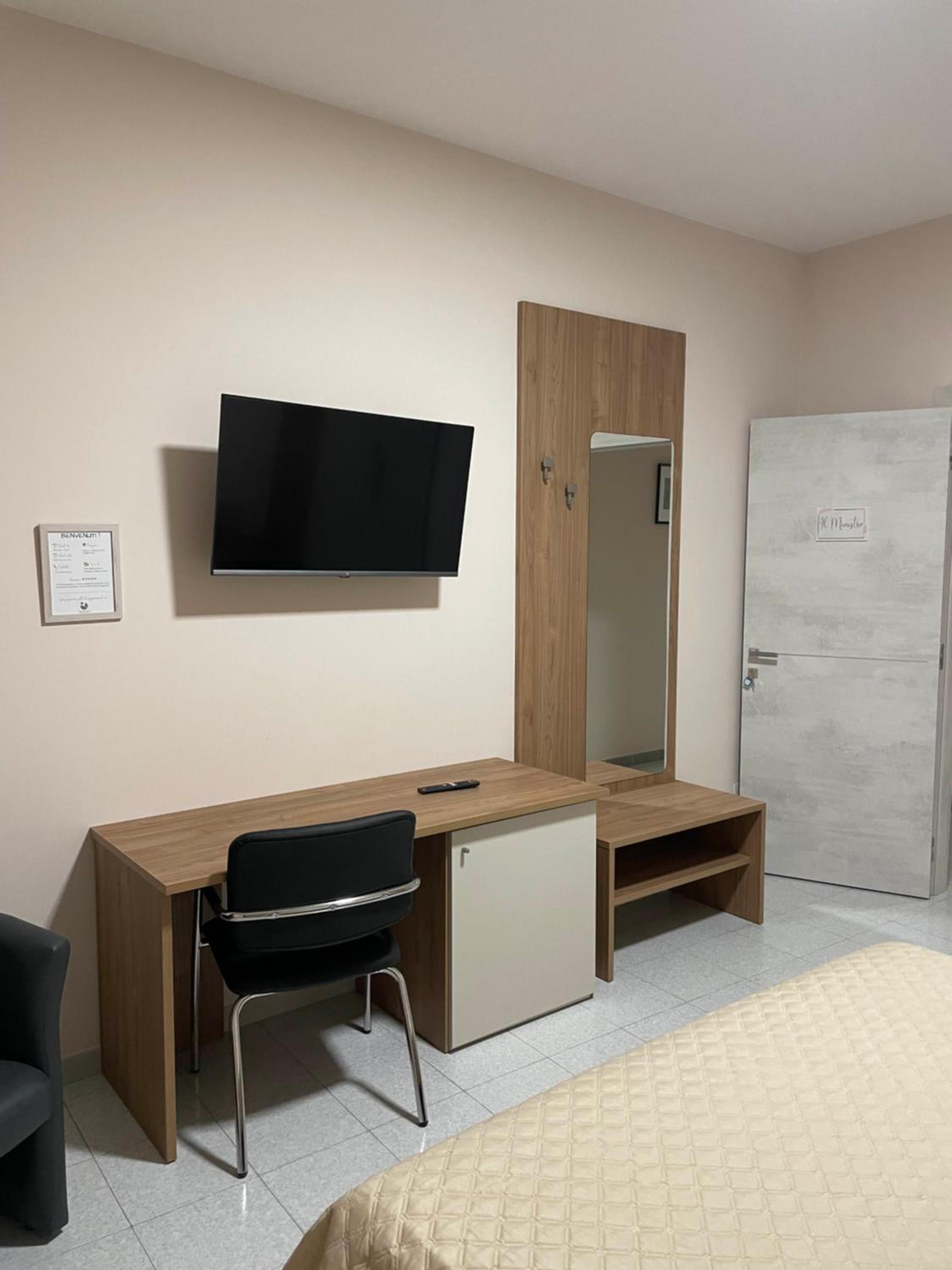 Double Room with Balcony photo 3