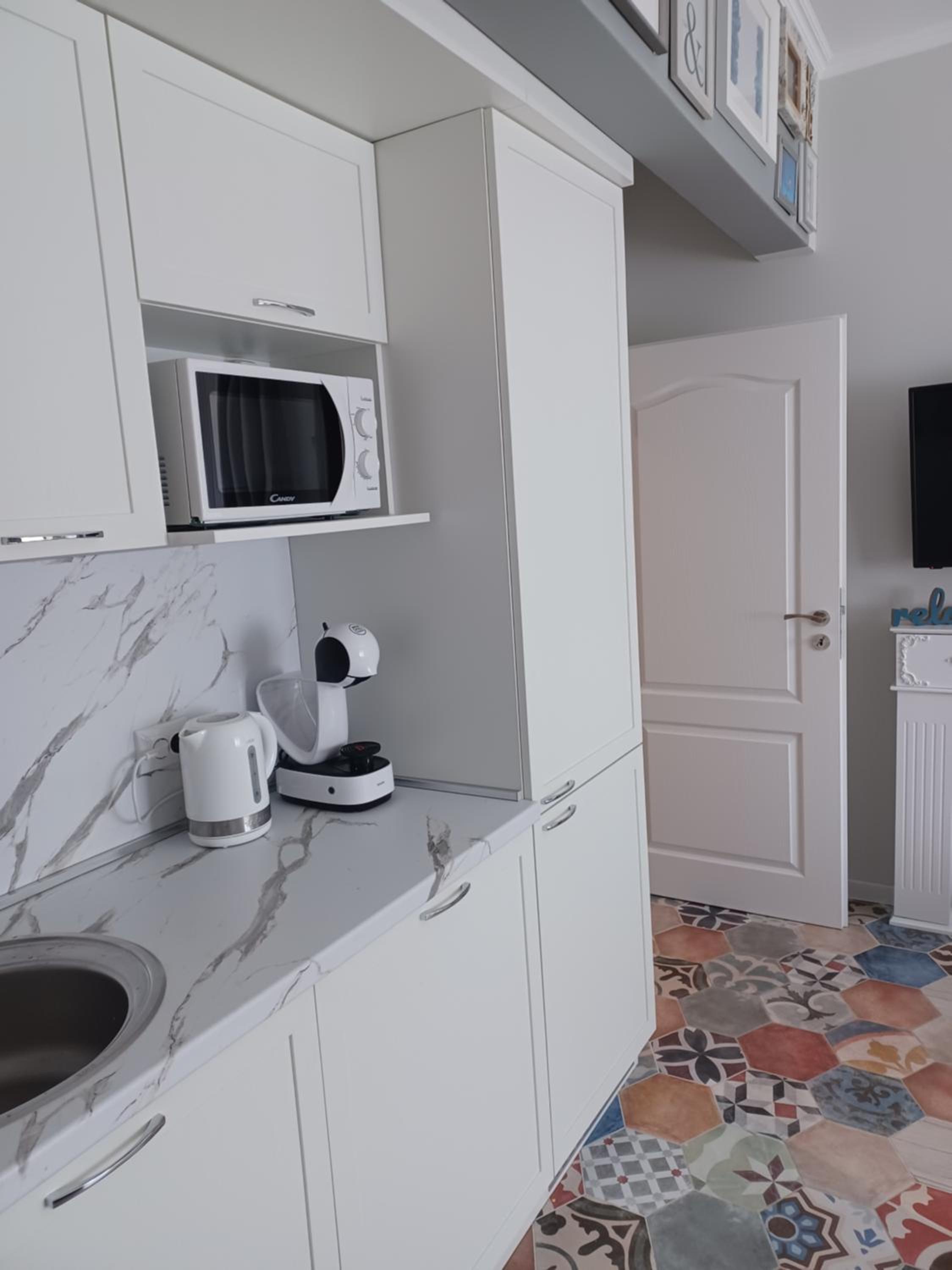 One-Bedroom Apartment - Photo 46