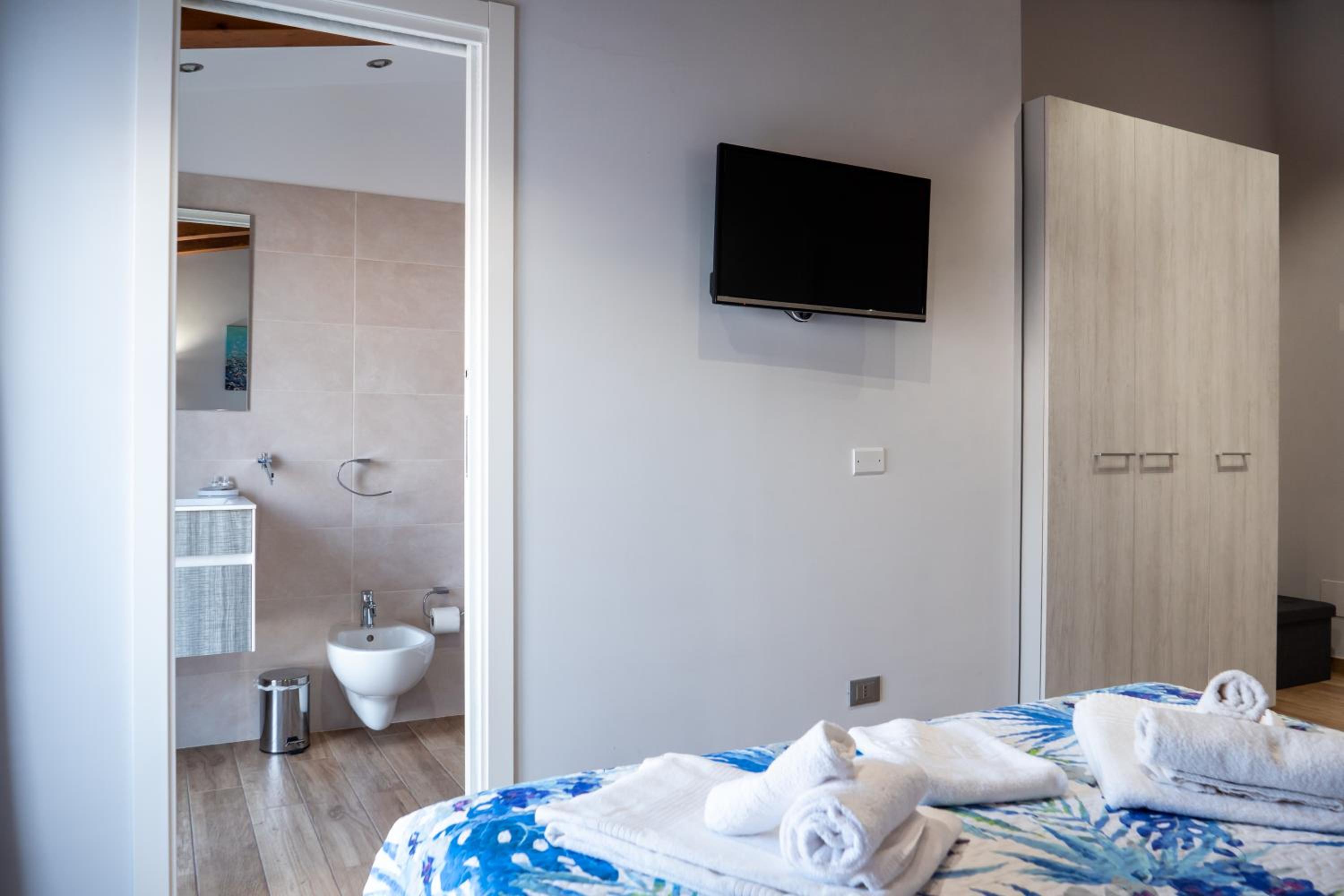 Luxury Triple Room photo 2
