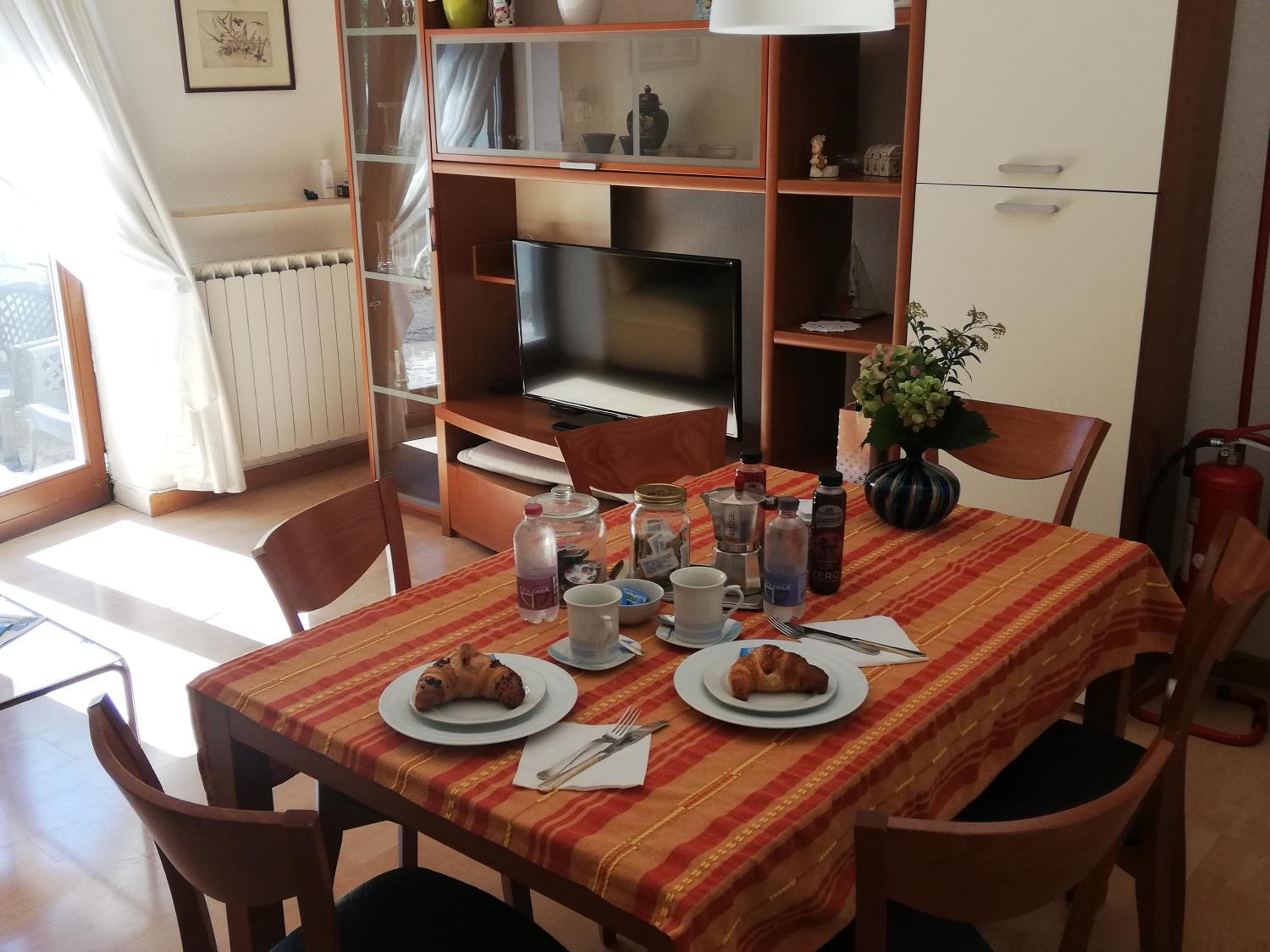 Apartment - Ground Floor photo 2
