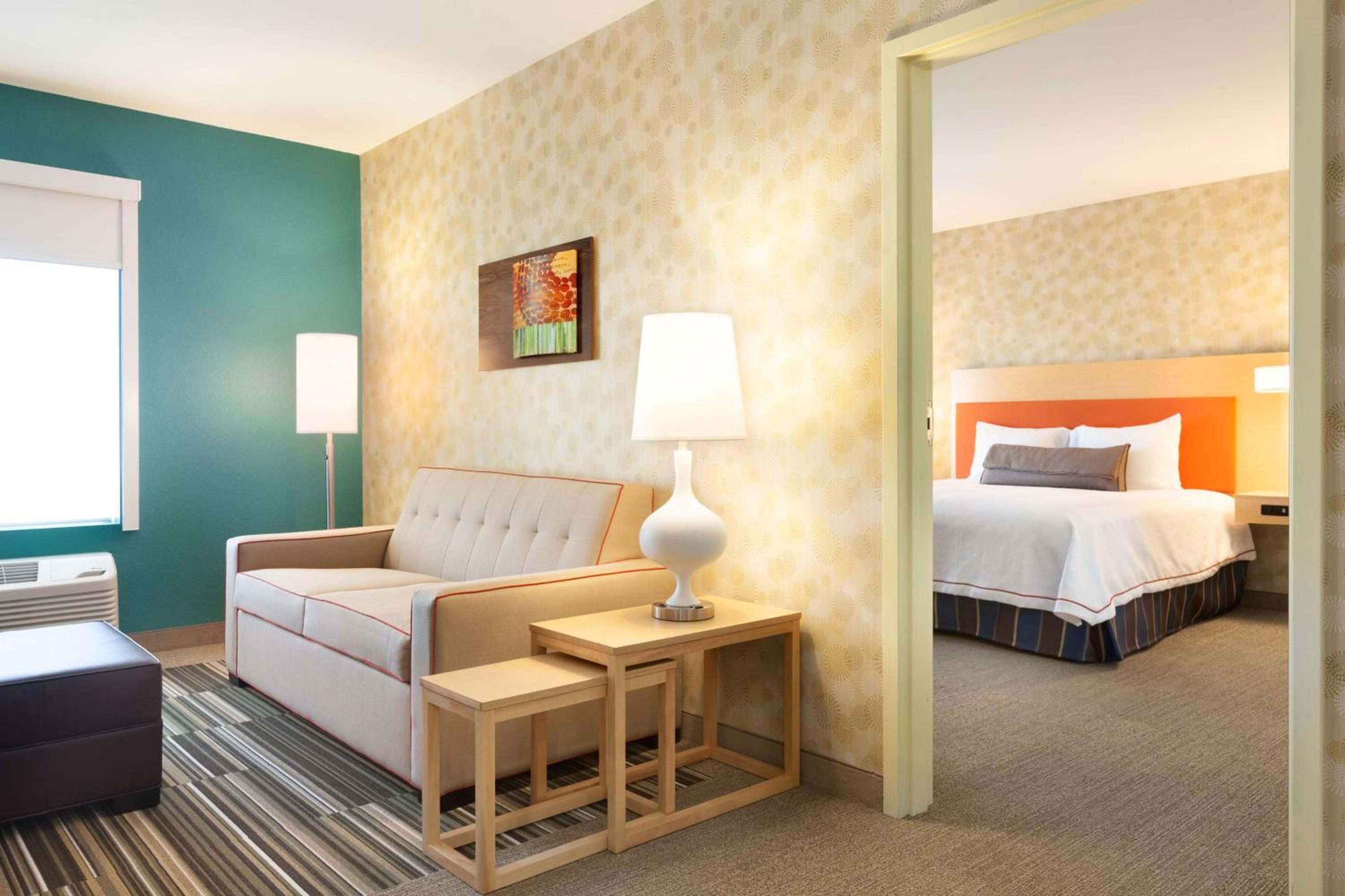 One-Bedroom King Suite - Non-Smoking - Photo 4