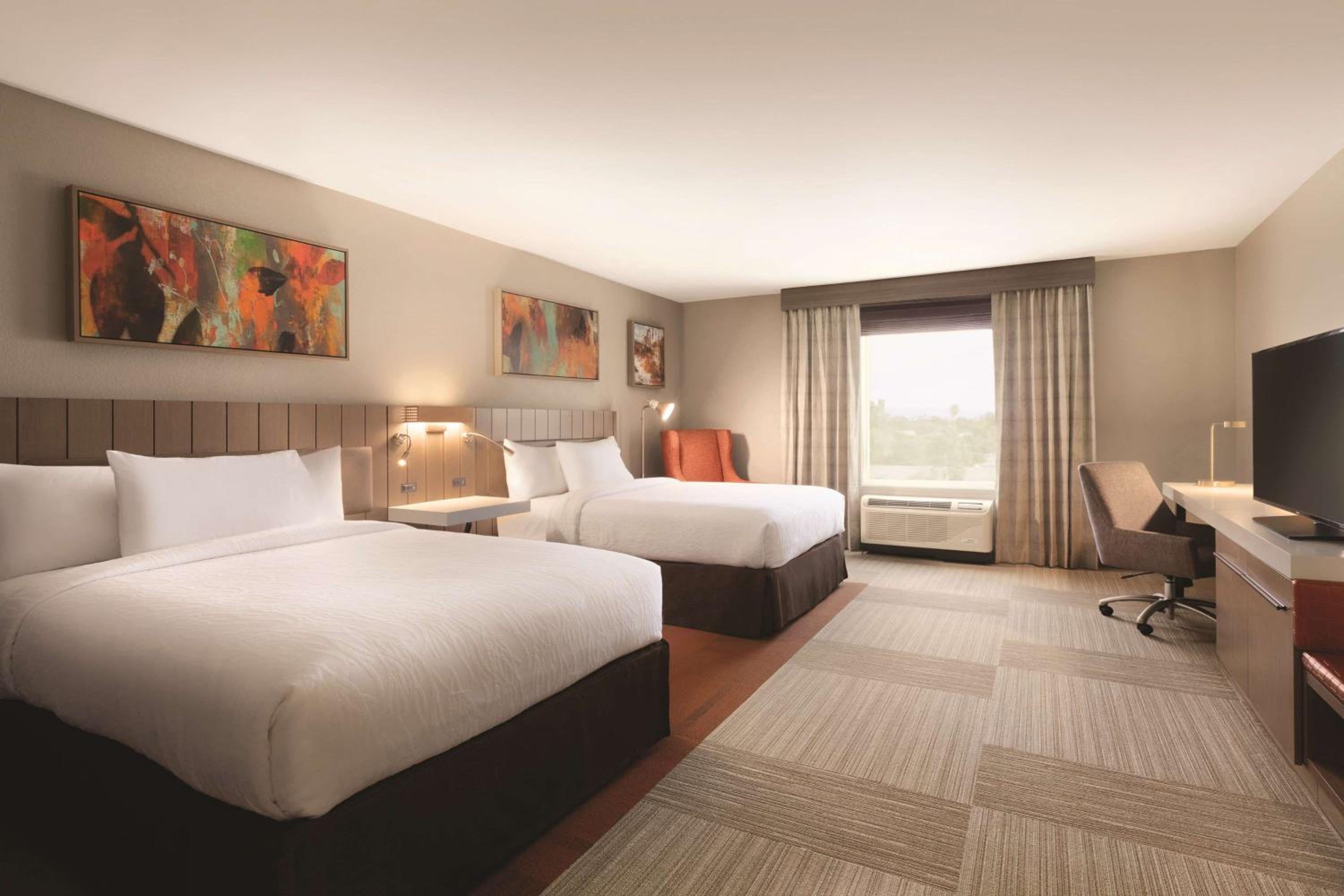 Queen Room with Two Queen Beds - Mobility Access - Photo 2