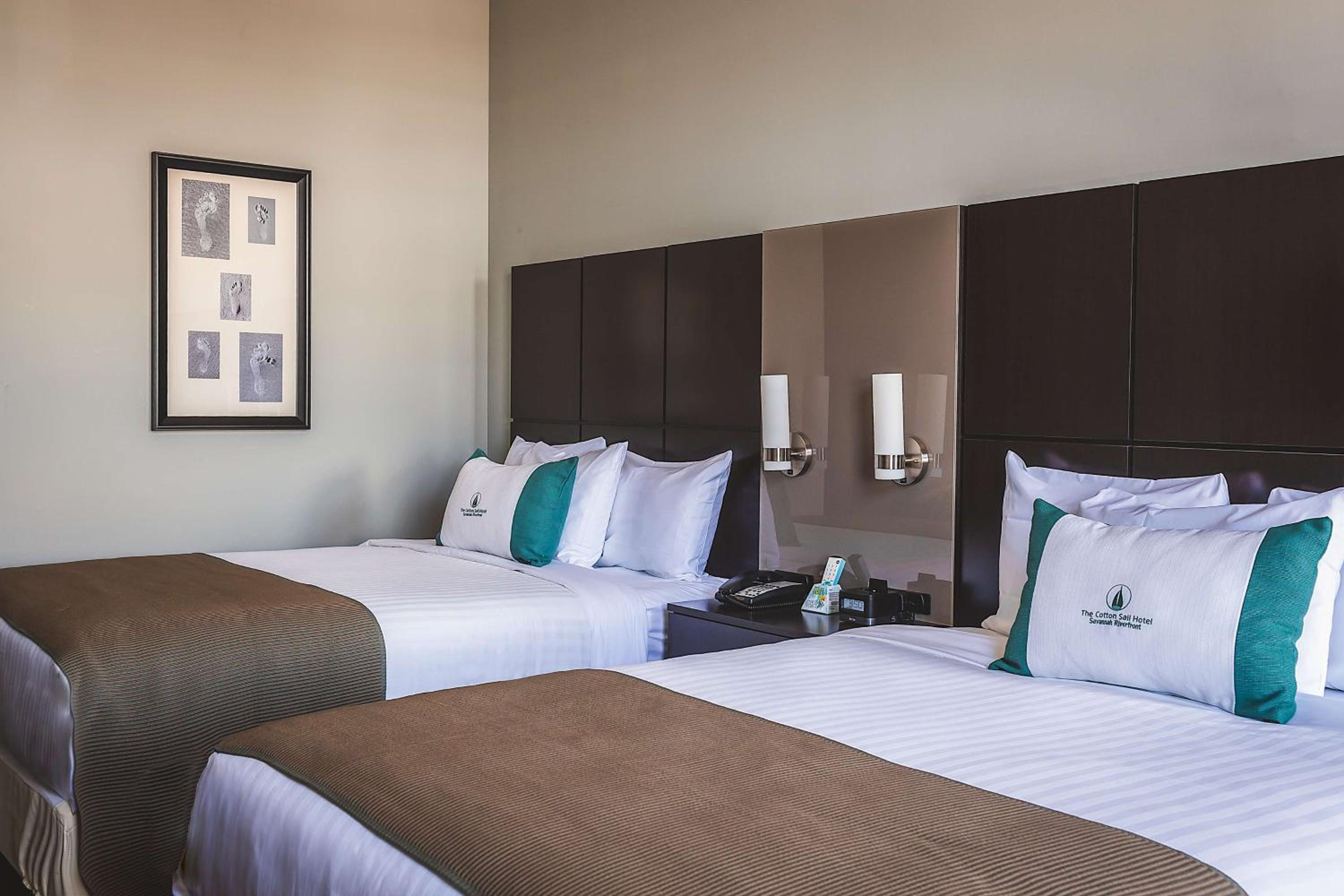 Queen Room with Two Queen Beds and River View