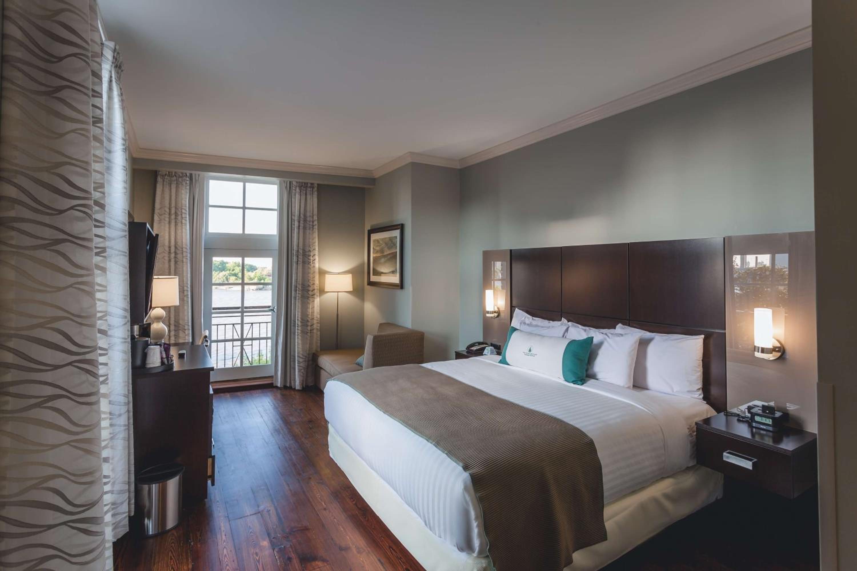 King Room with Balcony and River View