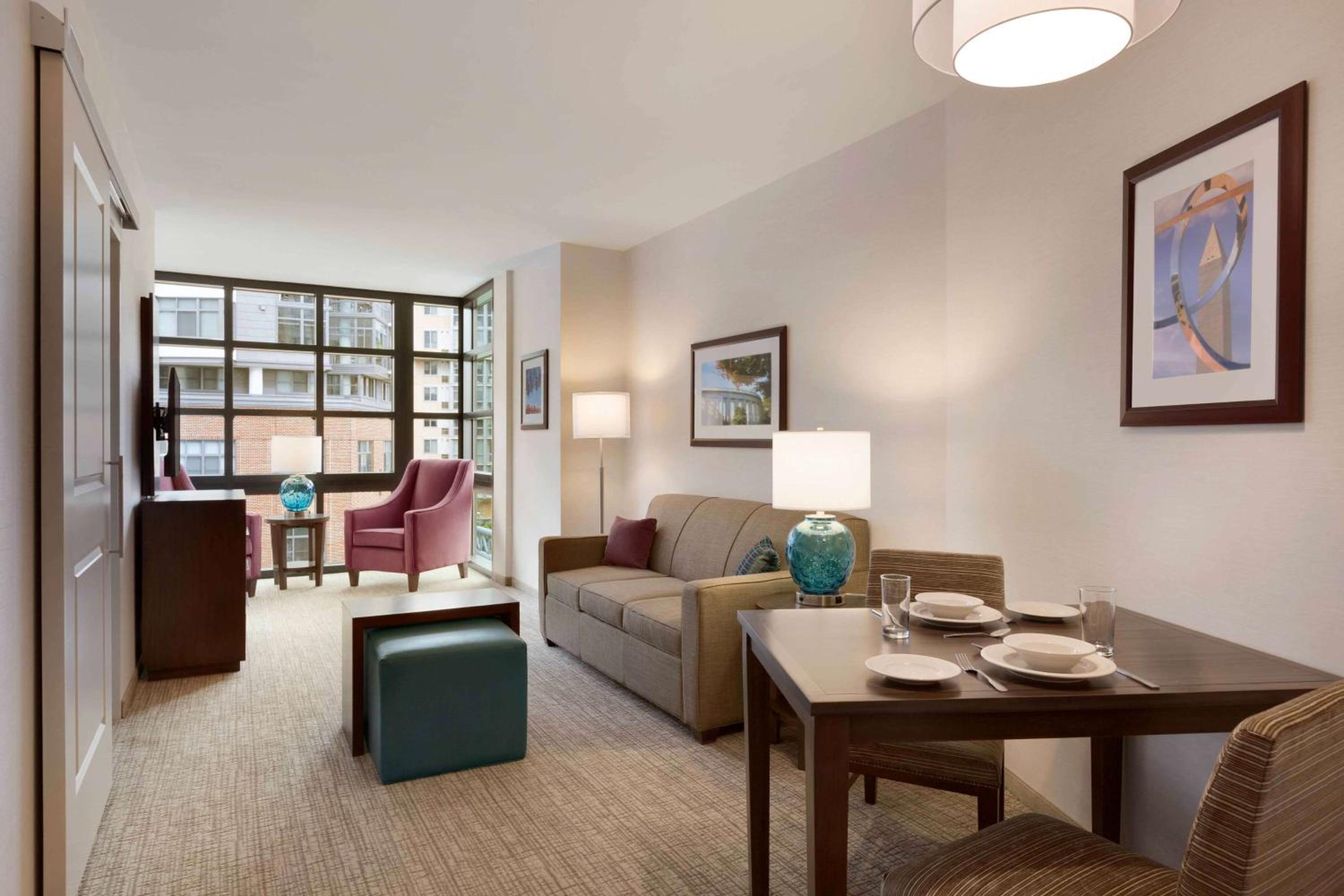 One Bedroom Suite with Two Double Beds - Non-Smoking