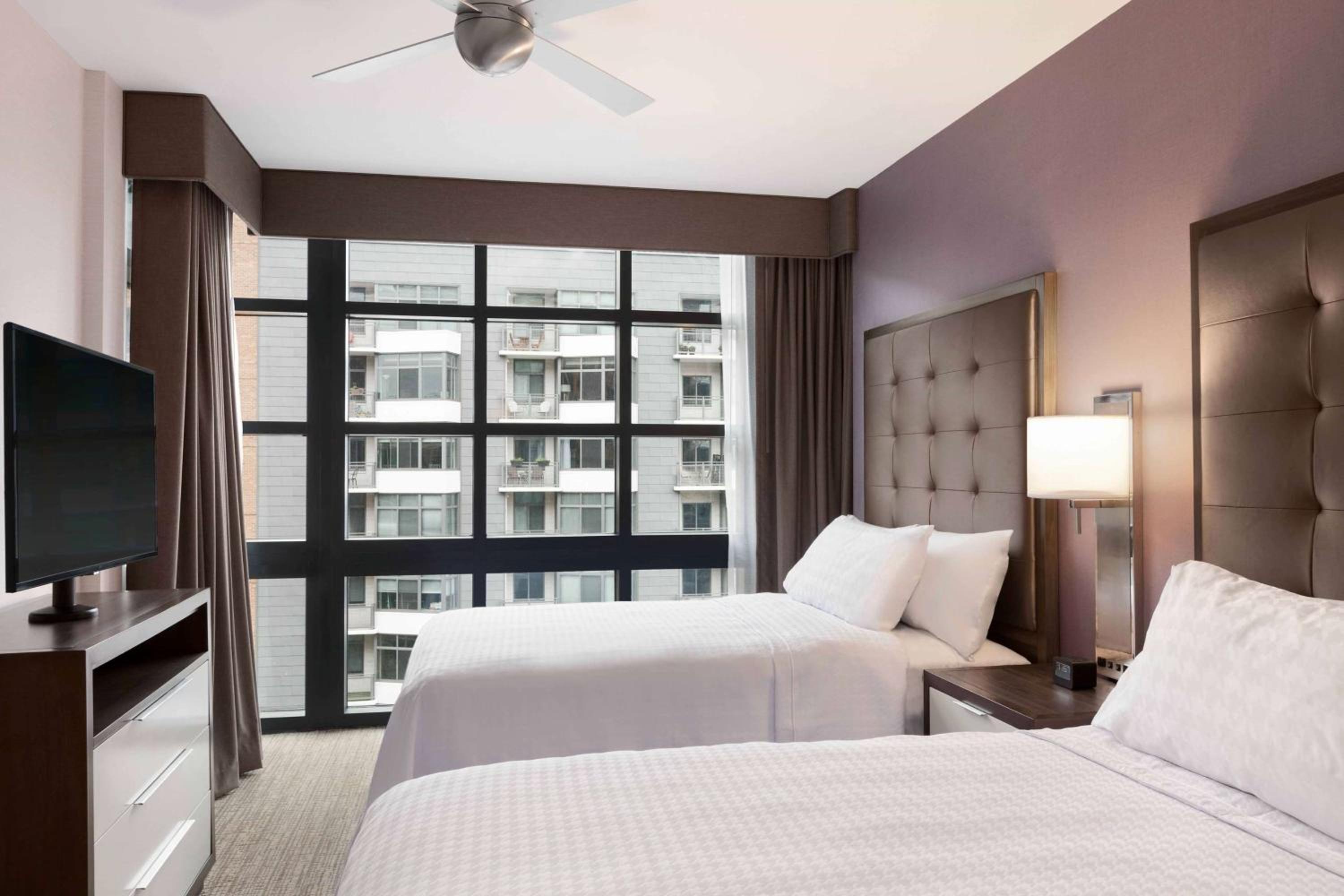 One Bedroom Suite with Two Double Beds - Non-Smoking