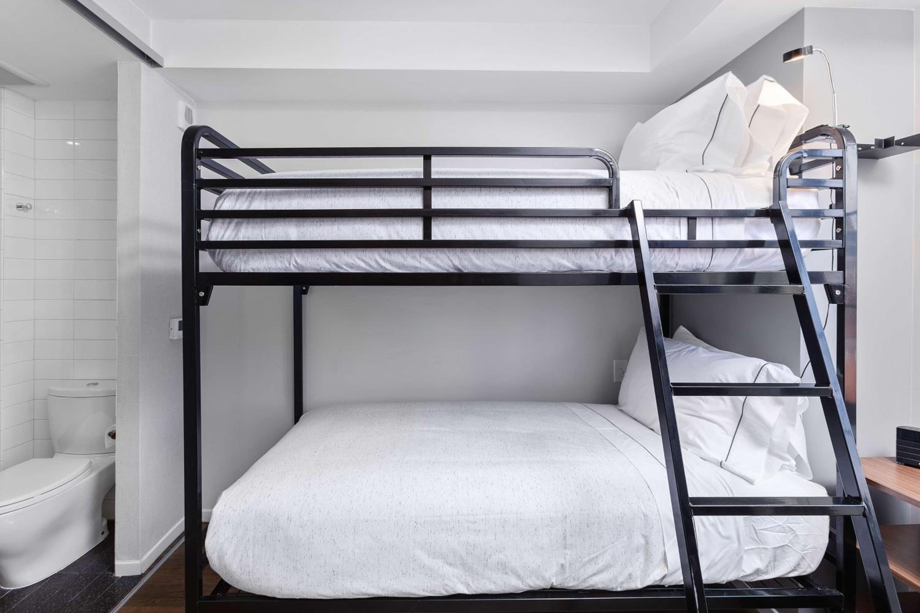 Twin Room with Bunk Beds - Hearing Accessible