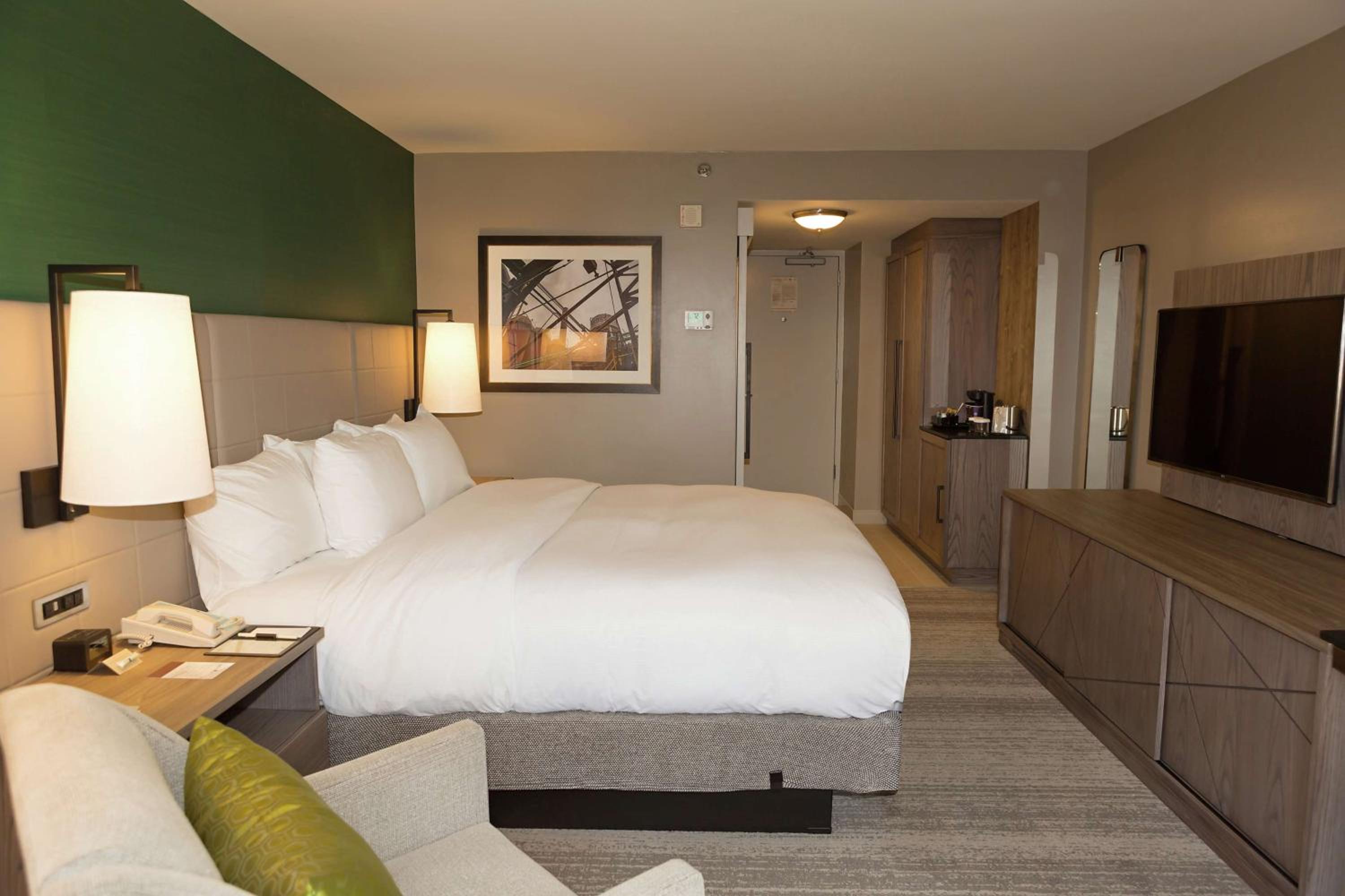King Room - Hearing Access - Photo 2