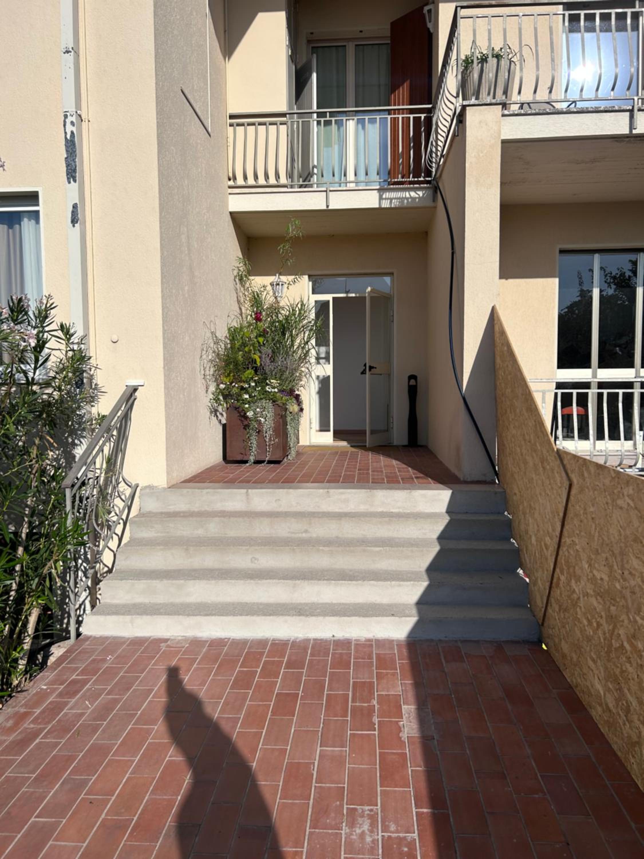 Quadruple Room - Photo 18
