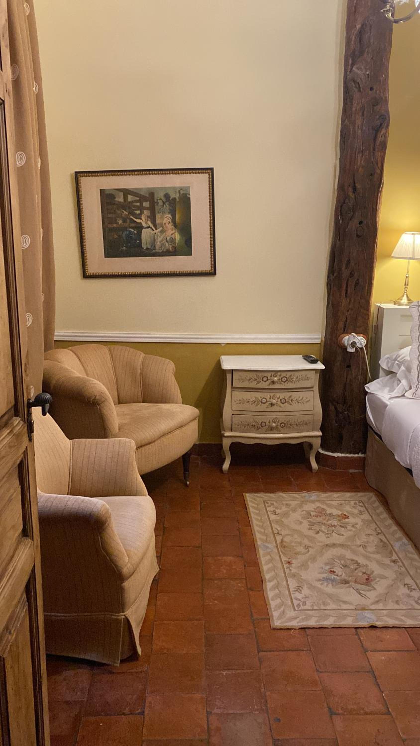 Basic Triple Room photo 3