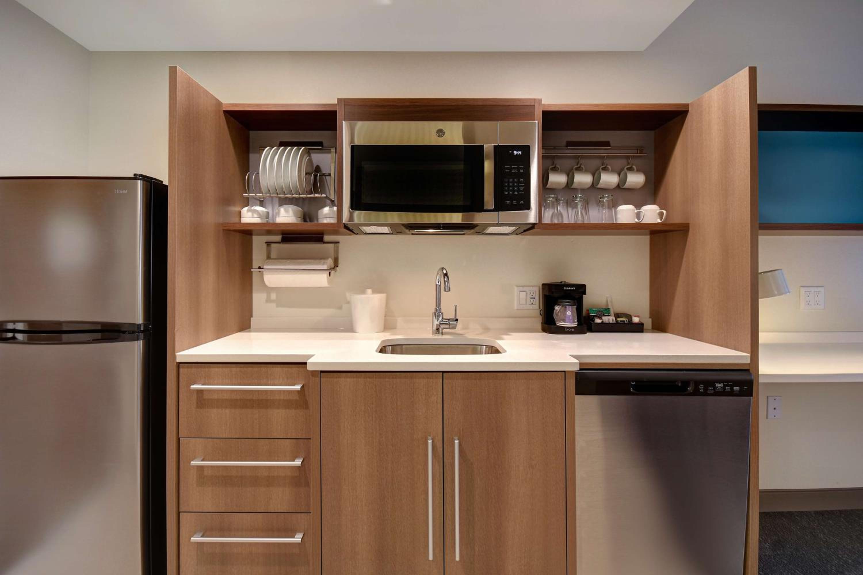 King Studio Suite - Photo 6