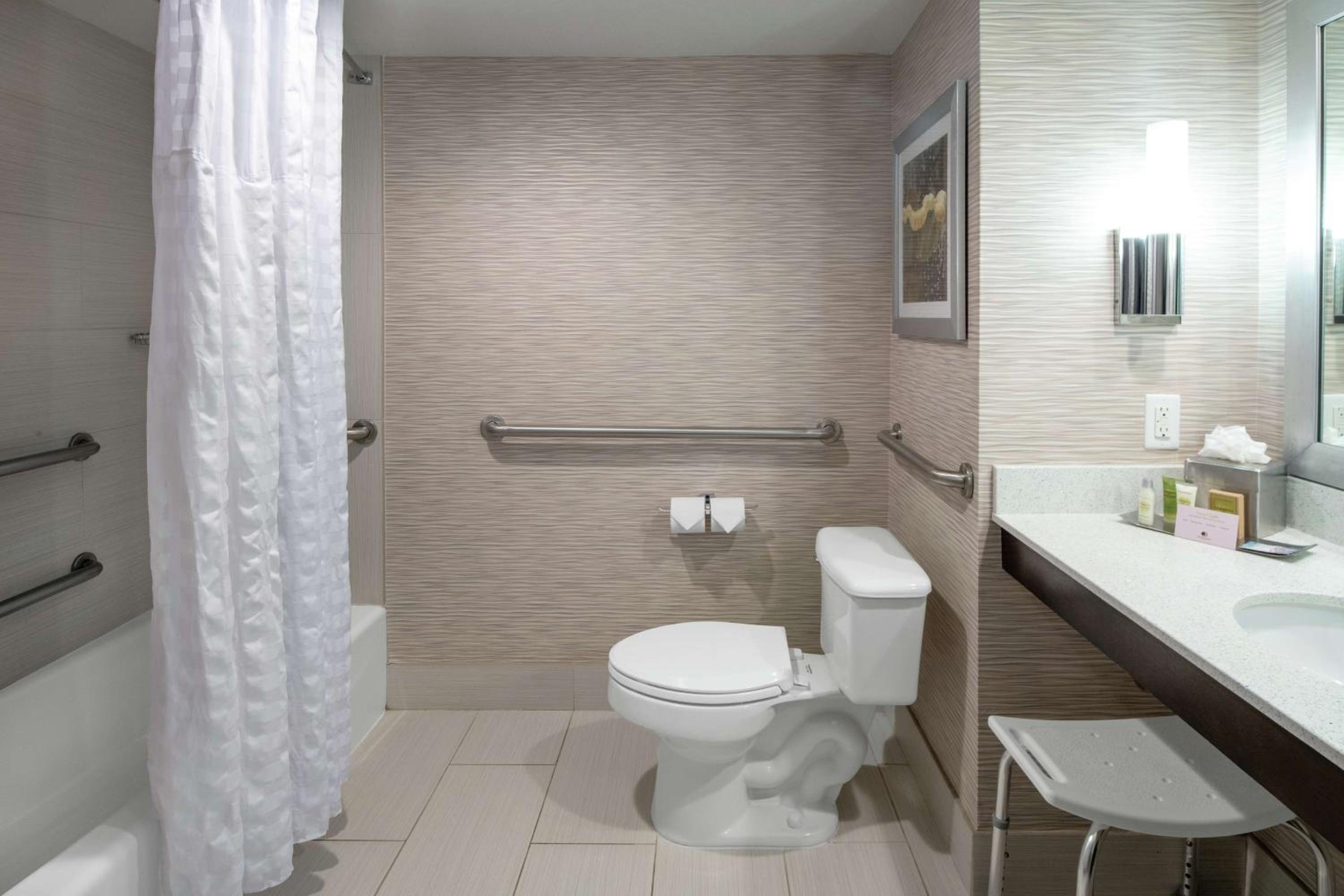 King Room with Mobility Accessible Tub - Photo 2