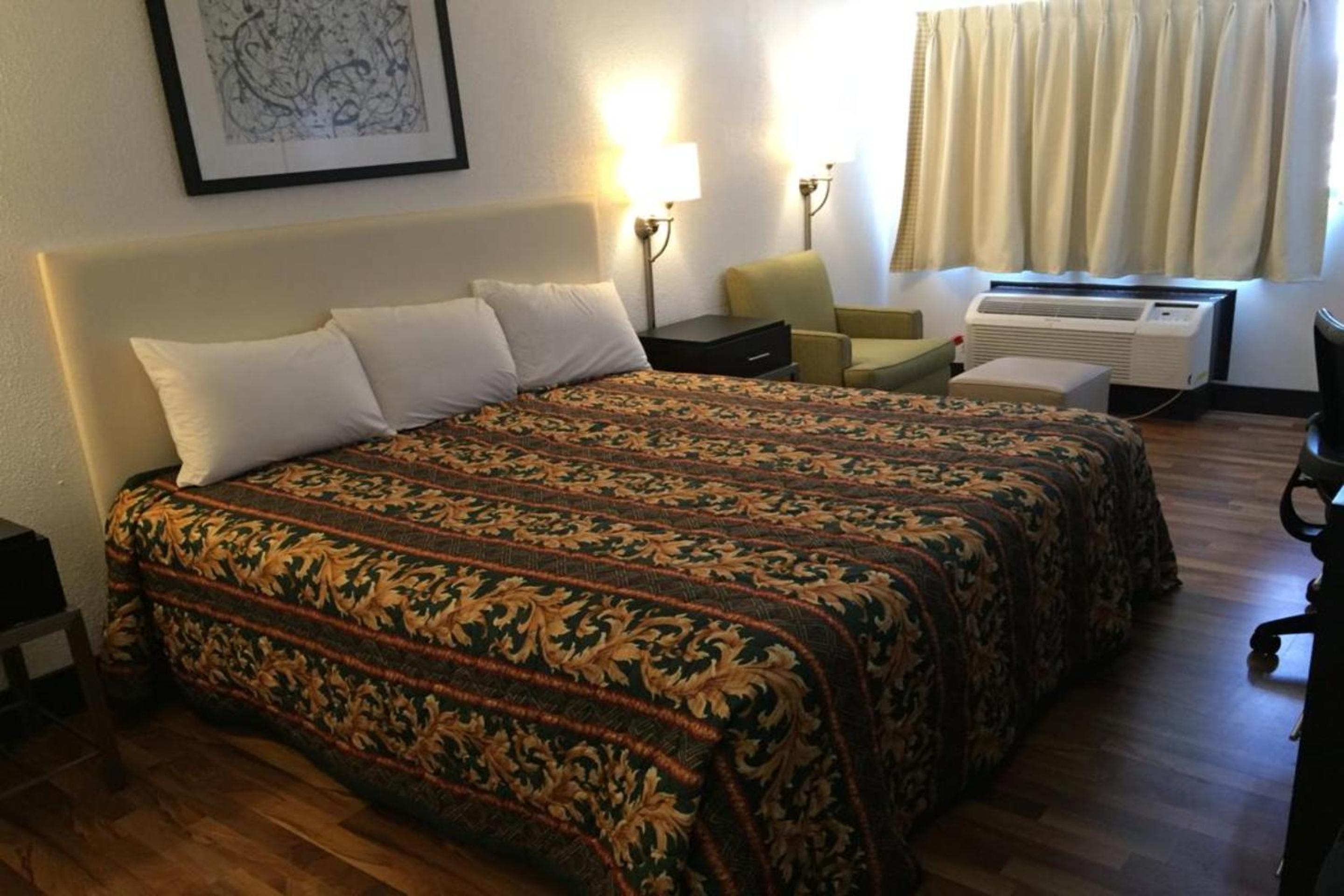 King Room - Photo 1