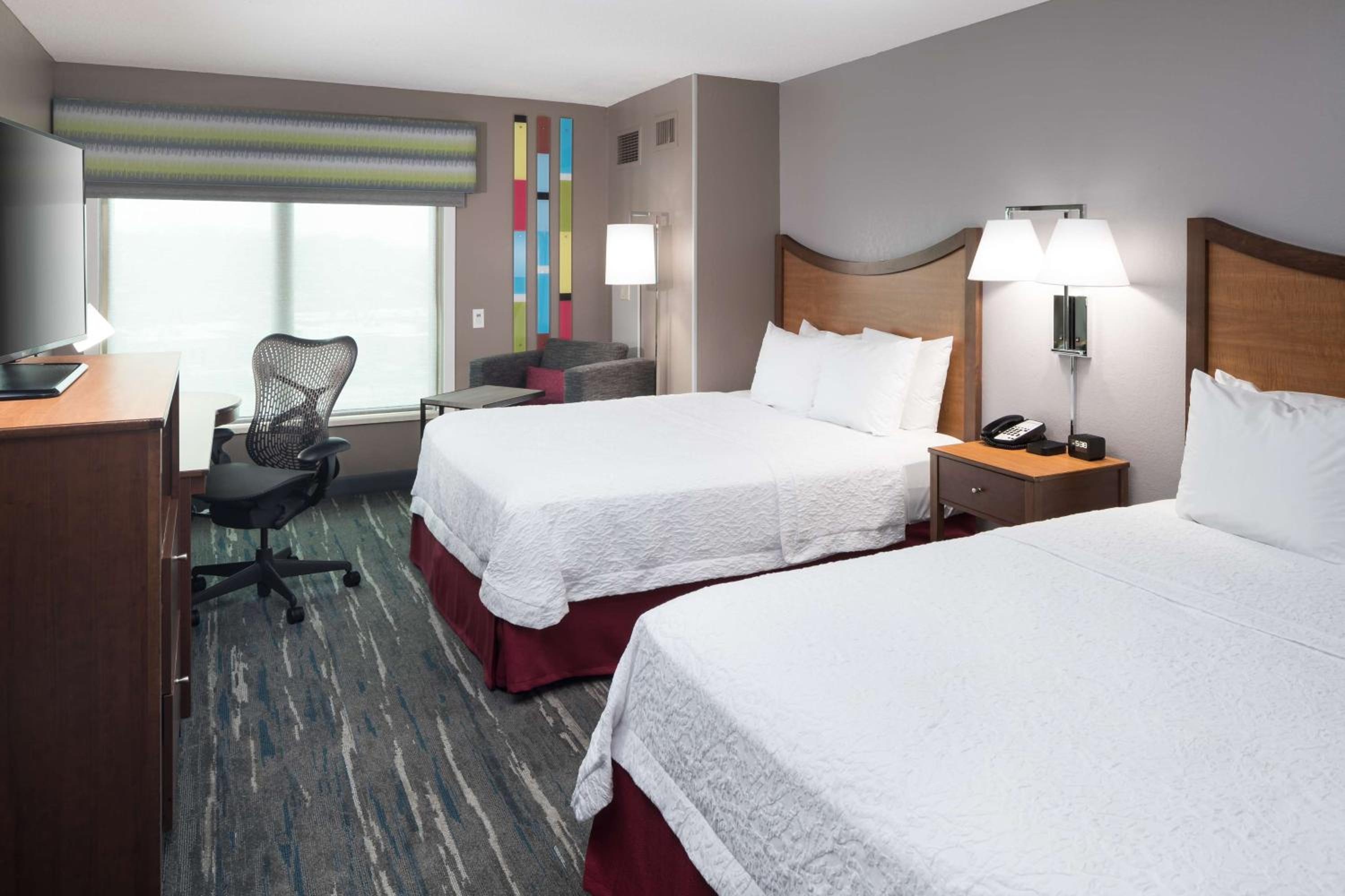 Queen Room with Two Queen Beds - Mobility and Hearing Access/Non-Smoking - Photo 3