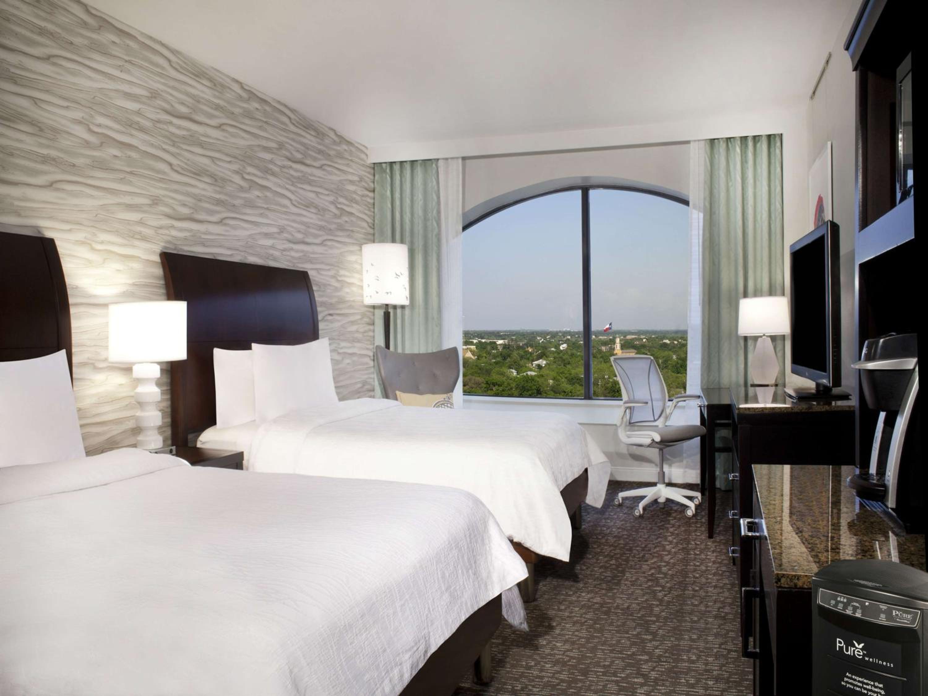 Queen Room with Two Queen Beds - Allergy Friendly - Photo 1
