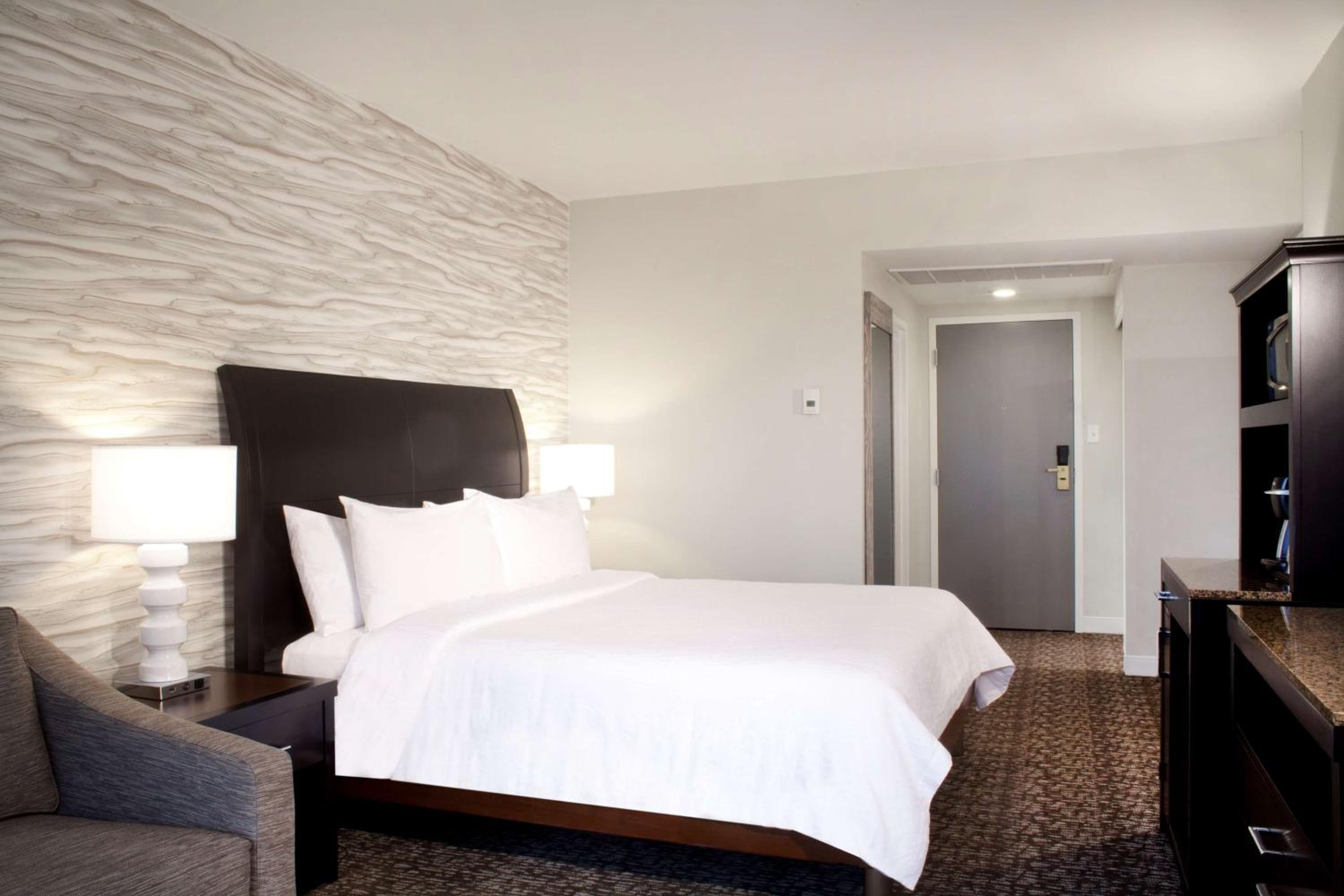 King Room with City or Capitol View - Photo 8